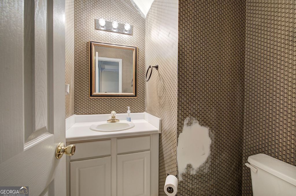 4144 Spring Cove Drive Property Photo 15