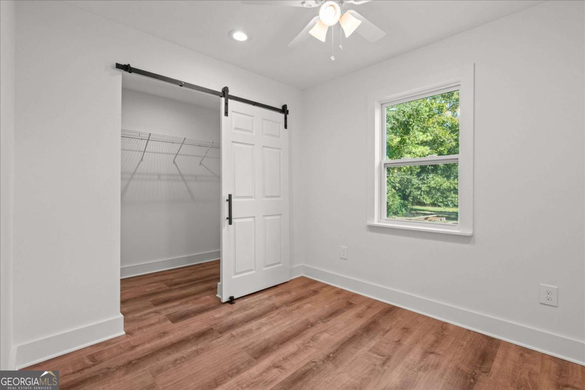 317 Bledsoe Street Property Photo 17