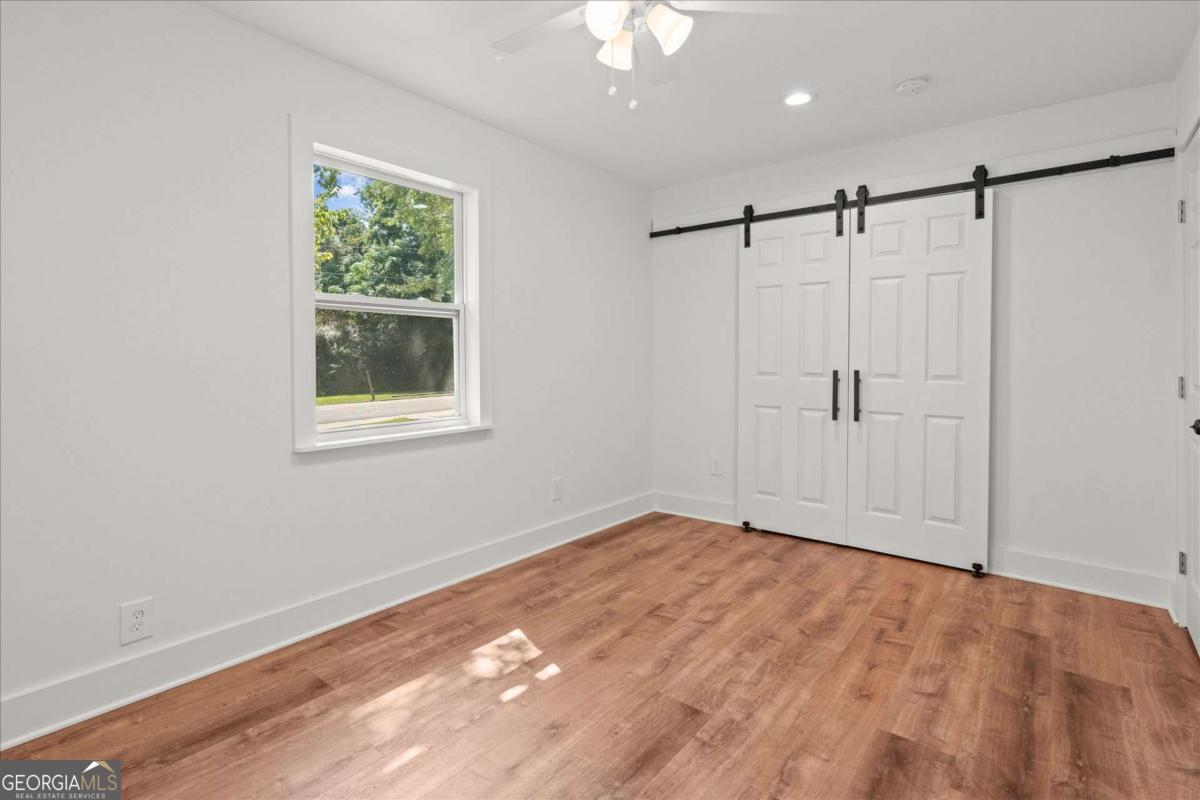 317 Bledsoe Street Property Photo 20