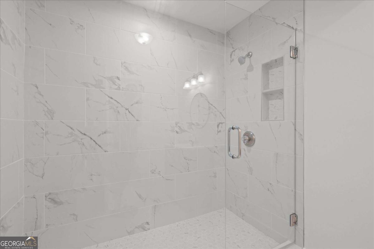 317 Bledsoe Street Property Photo 22