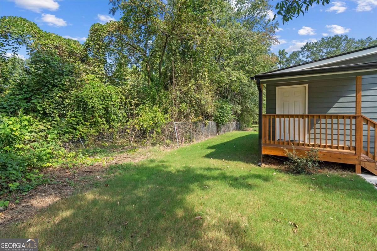 317 Bledsoe Street Property Photo 23