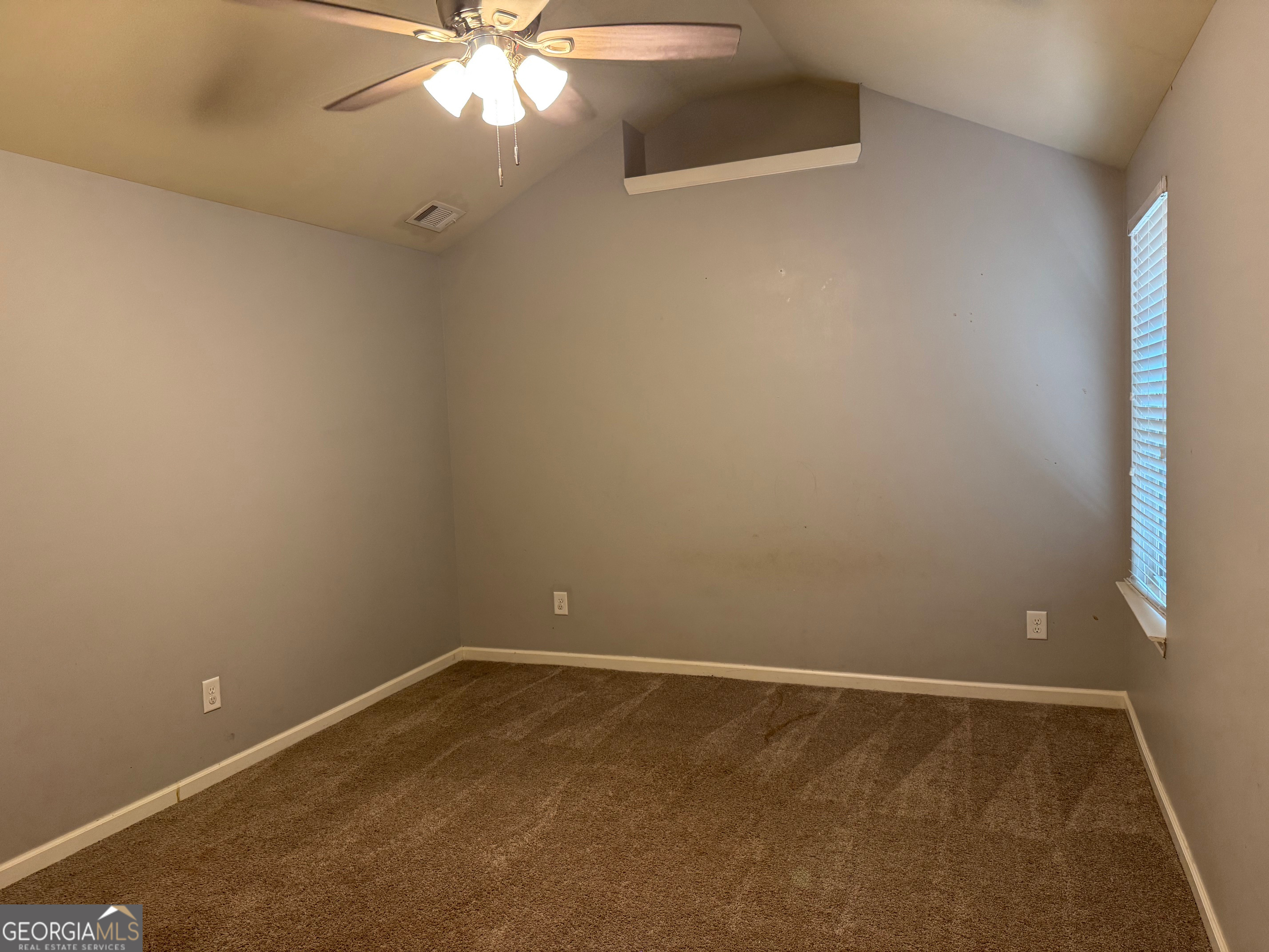 2337 Braelin Loop Property Photo 17