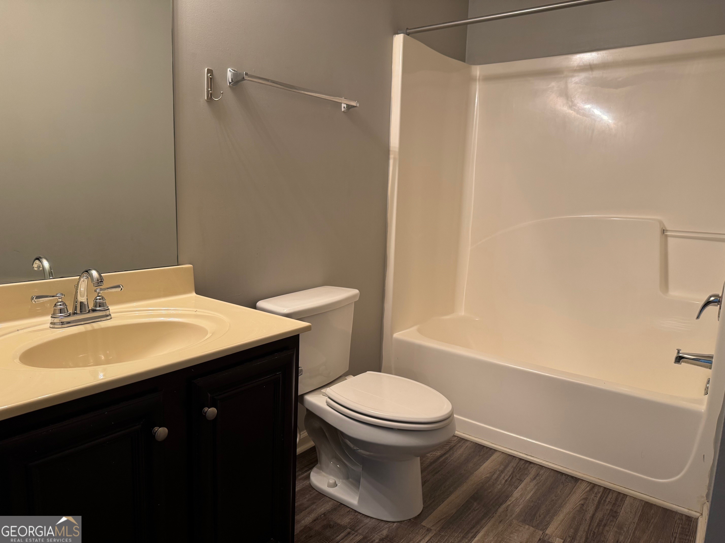 2337 Braelin Loop Property Photo 19
