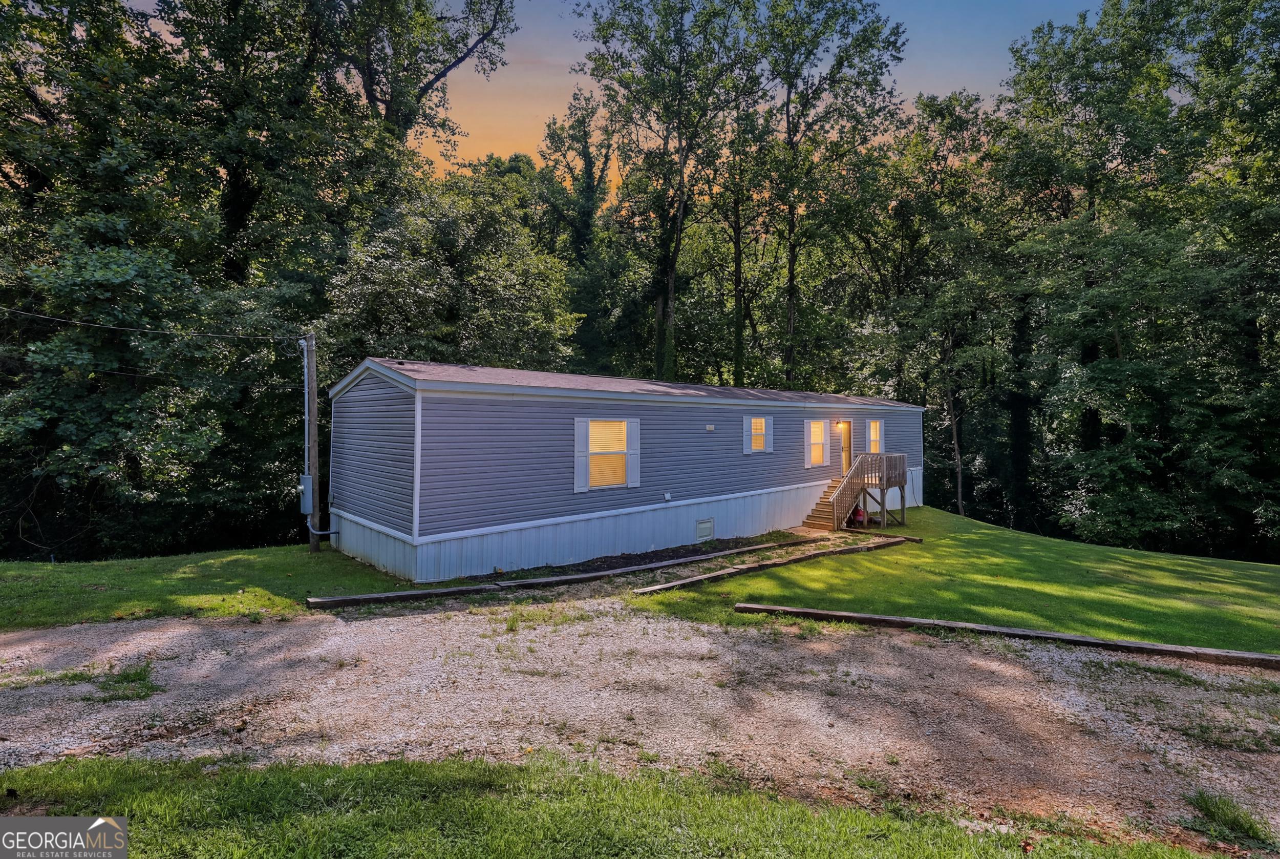 739 Ridgeview Drive Property Photo 1