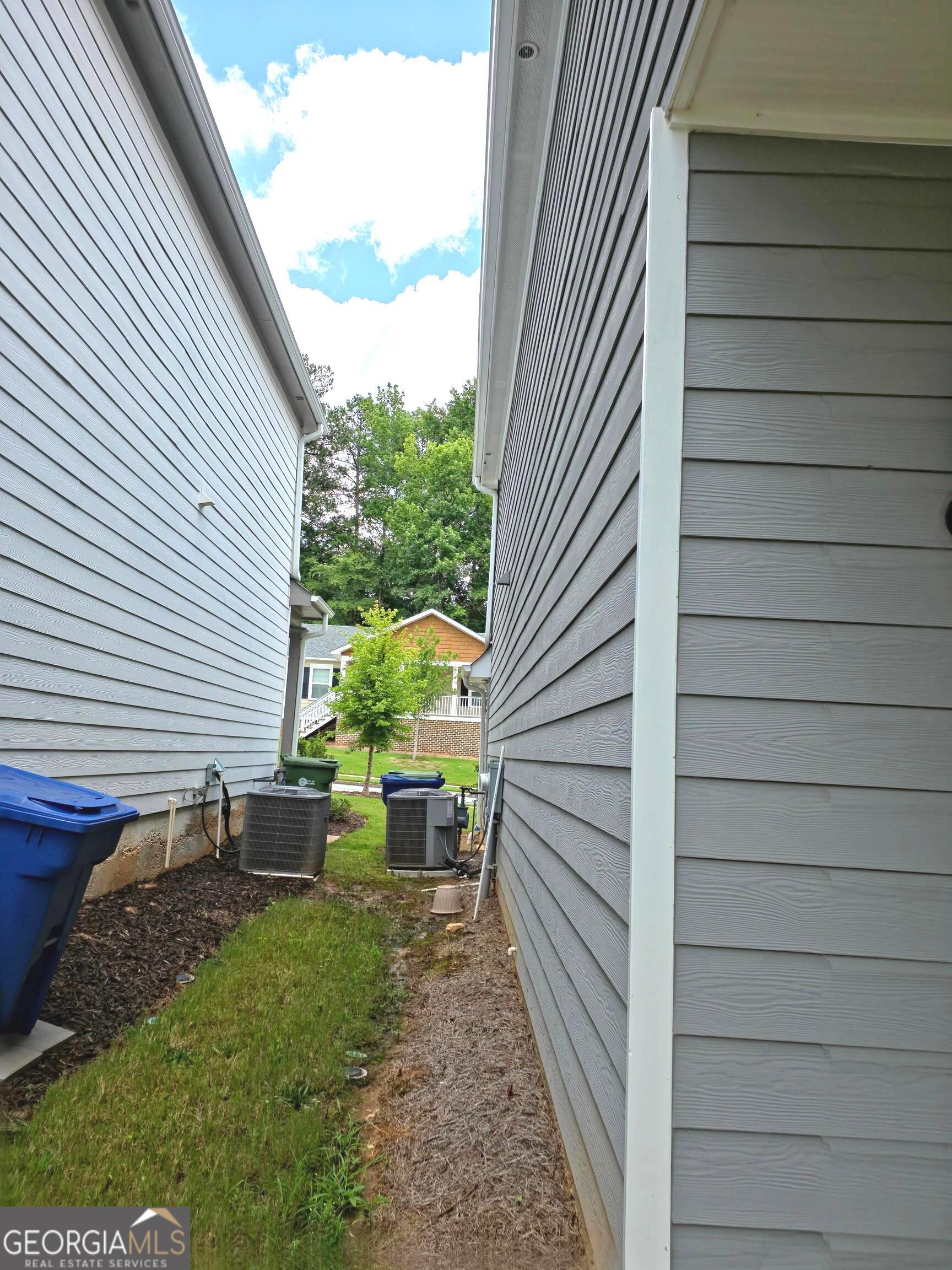 430 Village Creek Drive # B Property Photo 6