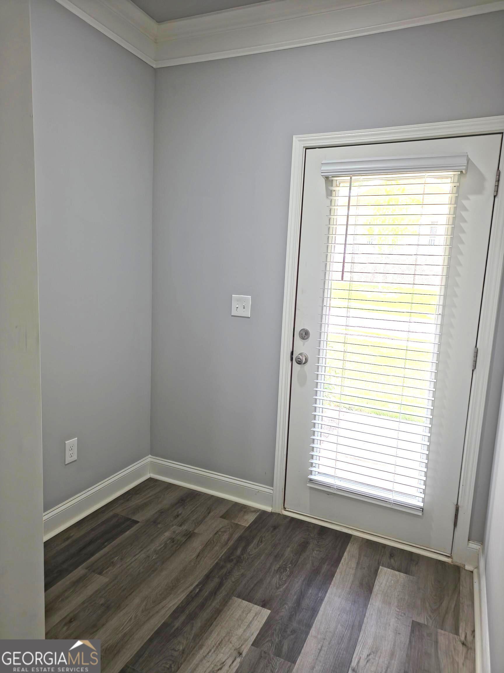 430 Village Creek Drive # B Property Photo 7