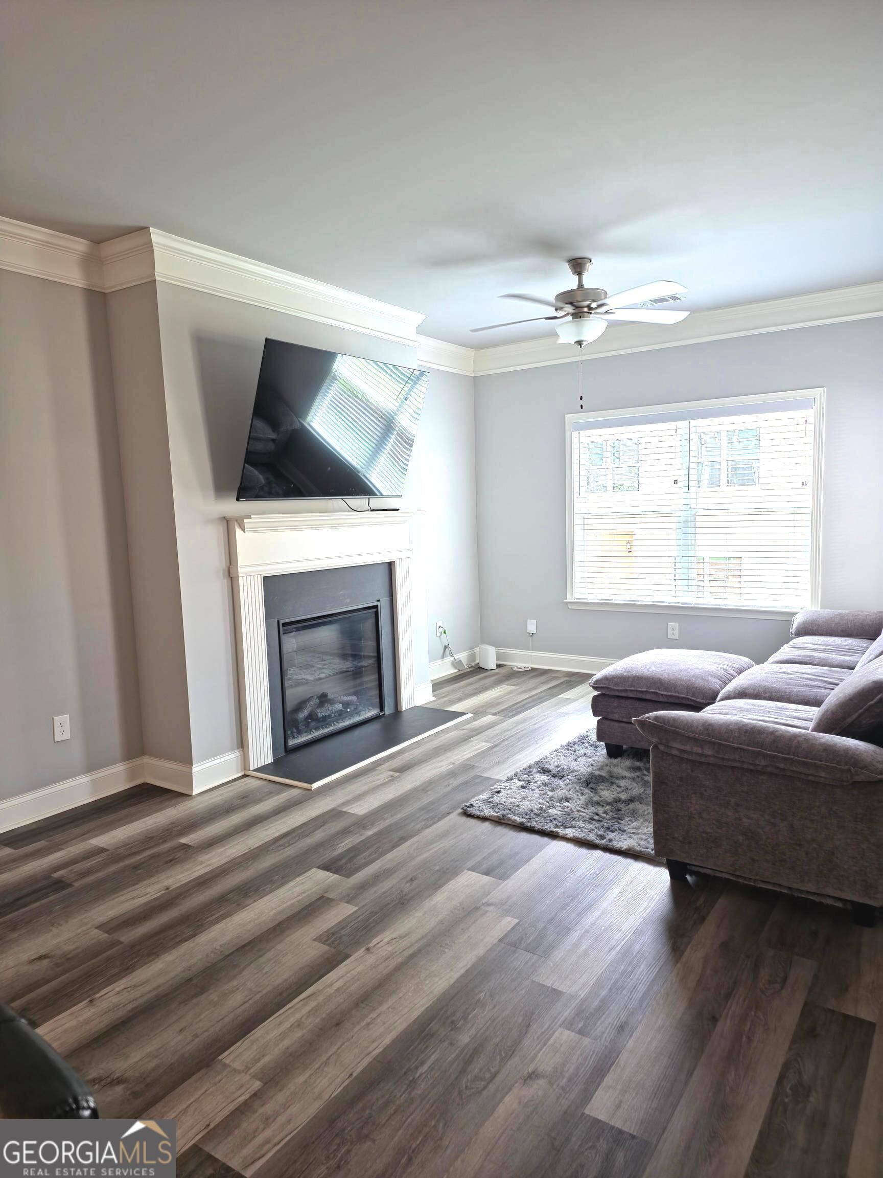 430 Village Creek Drive # B Property Photo 11