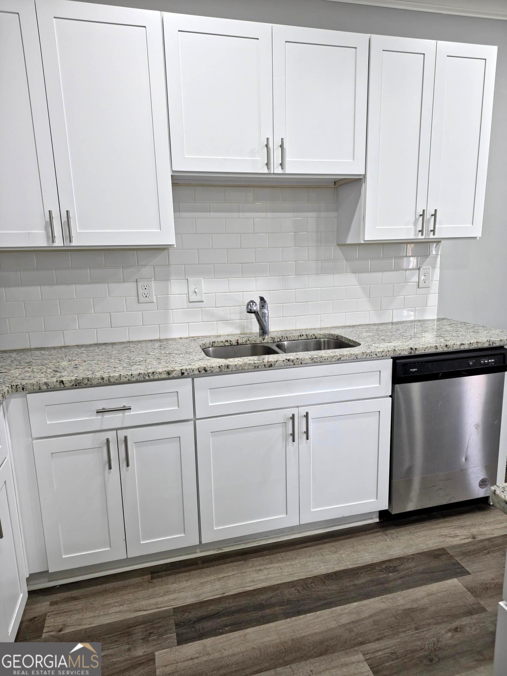 430 Village Creek Drive # B Property Photo 14