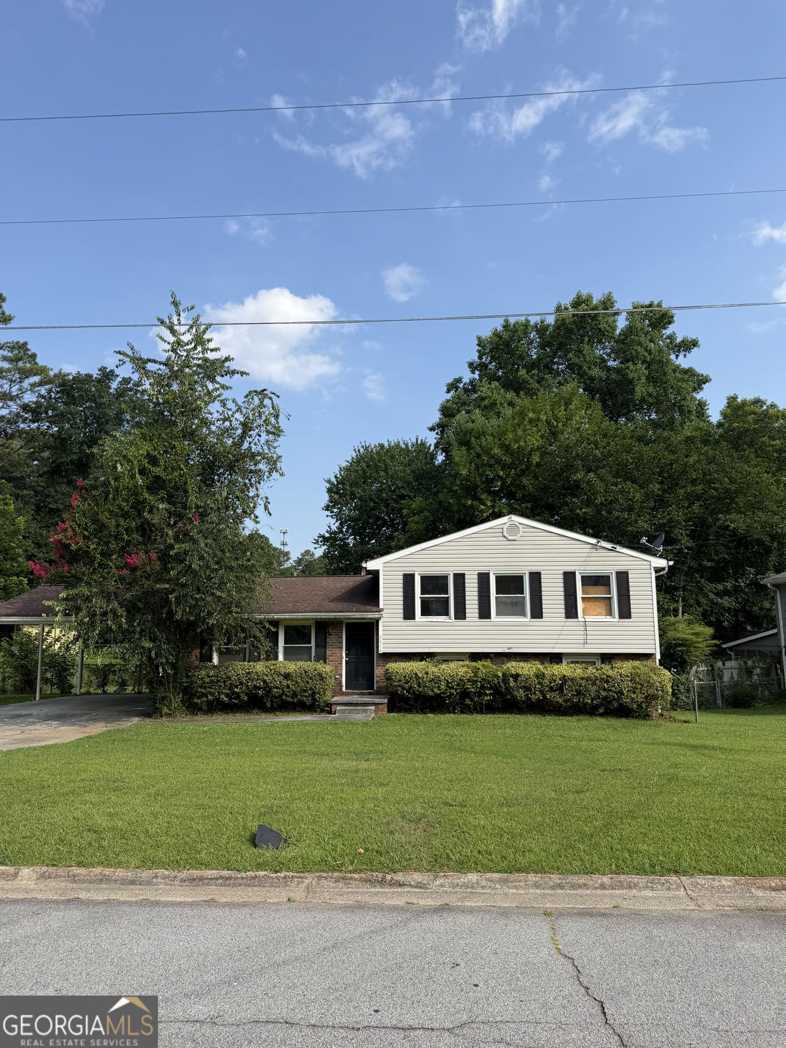 2618 Luke Drive Property Photo 1