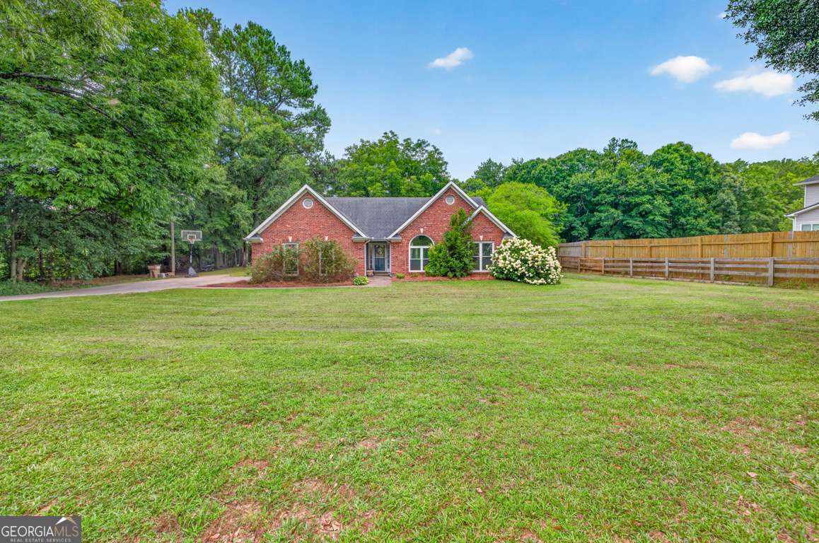 841 Highway 82 Property Photo 1