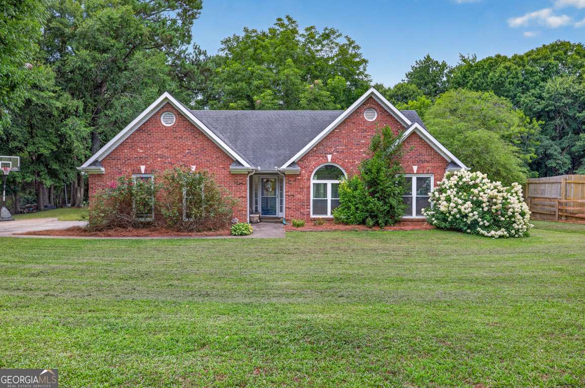 841 Highway 82 Property Photo 2