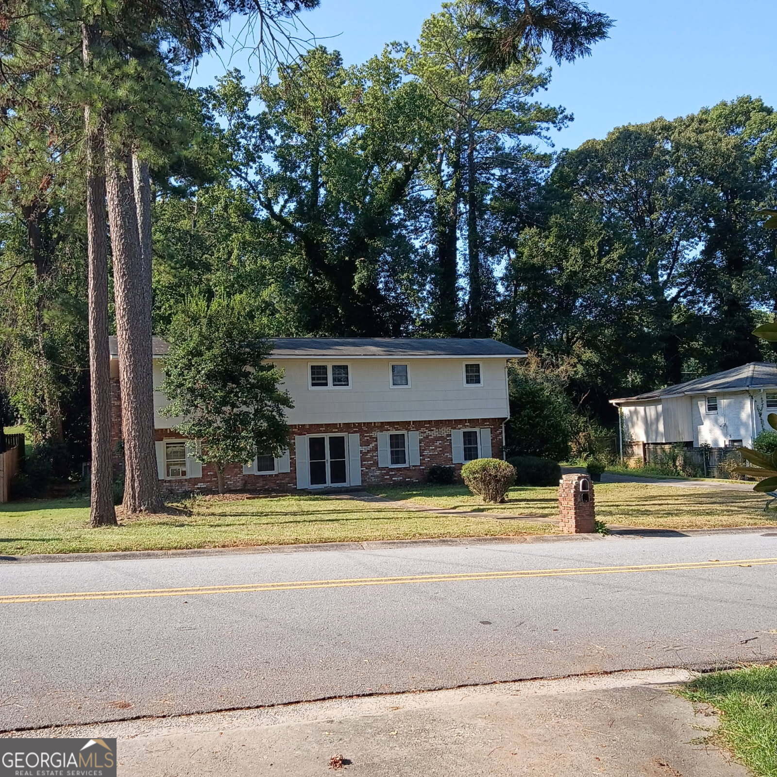 3034 Sunset Lane Property Photo 1