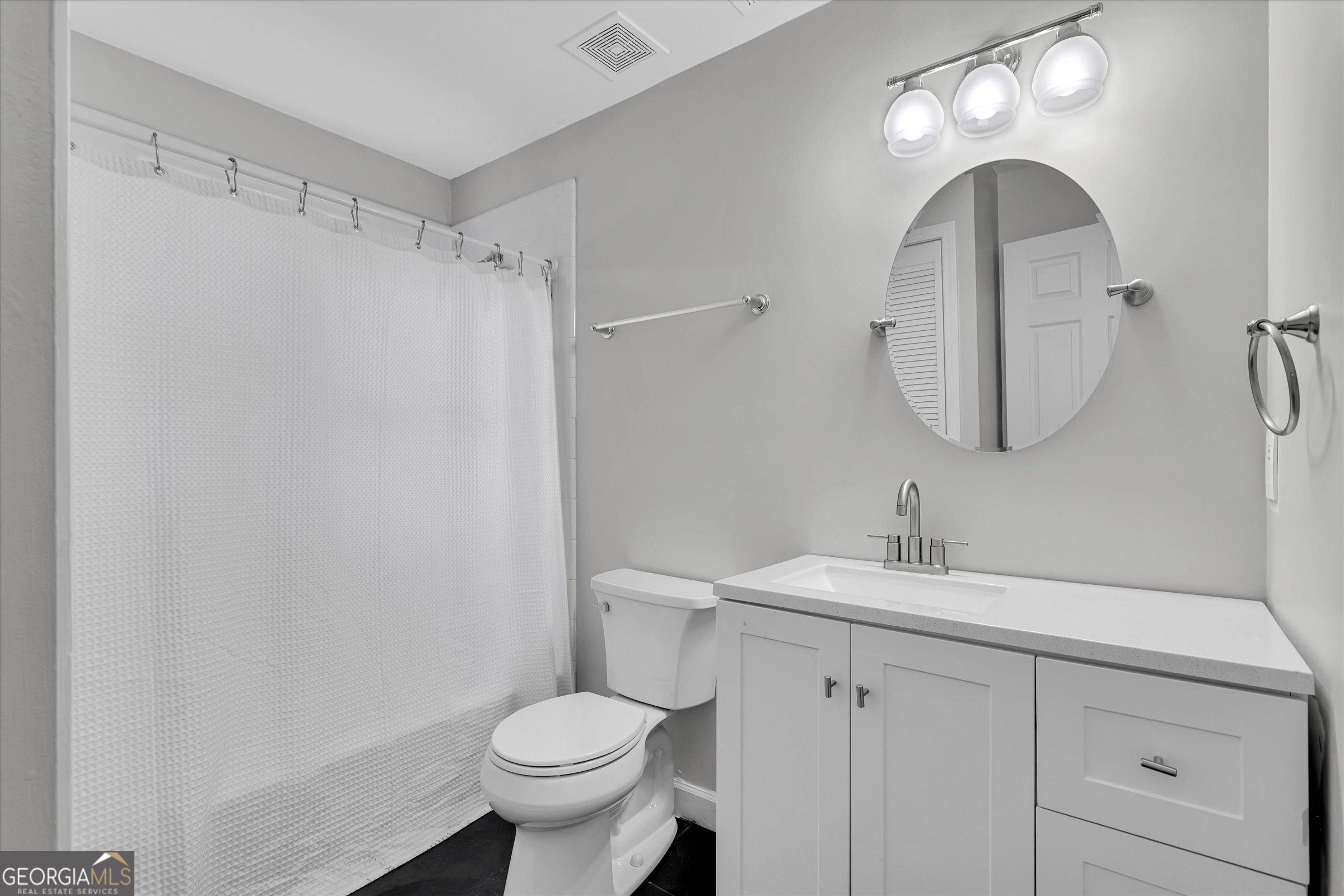 1470 Woodbine Avenue Se Property Photo 5