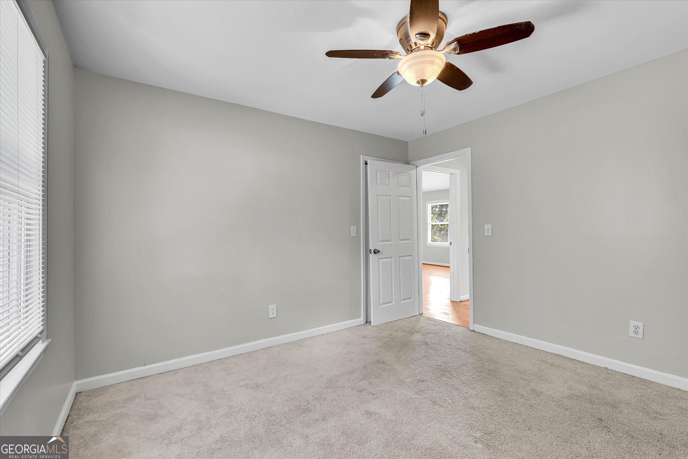 1470 Woodbine Avenue Se Property Photo 6