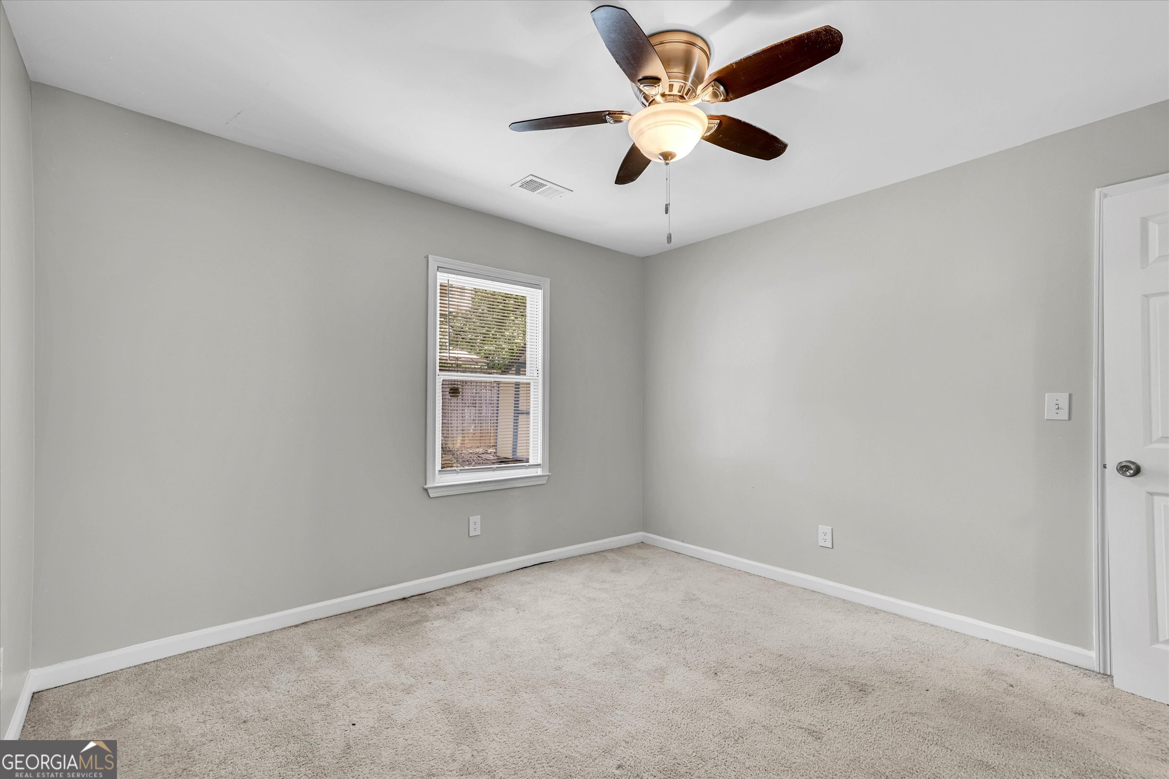 1470 Woodbine Avenue Se Property Photo 7