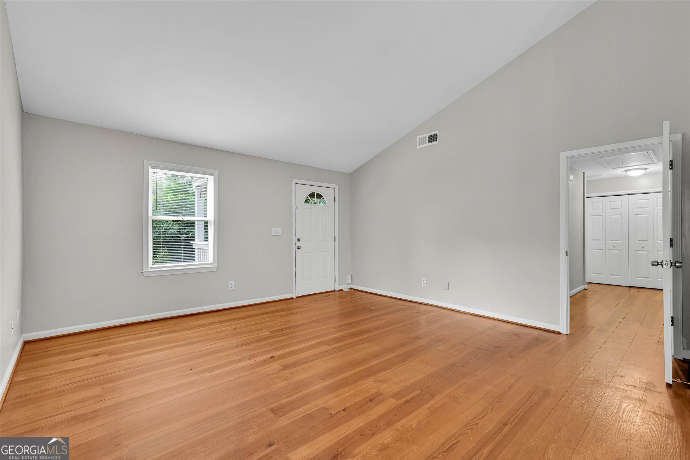 1470 Woodbine Avenue Se Property Photo 19