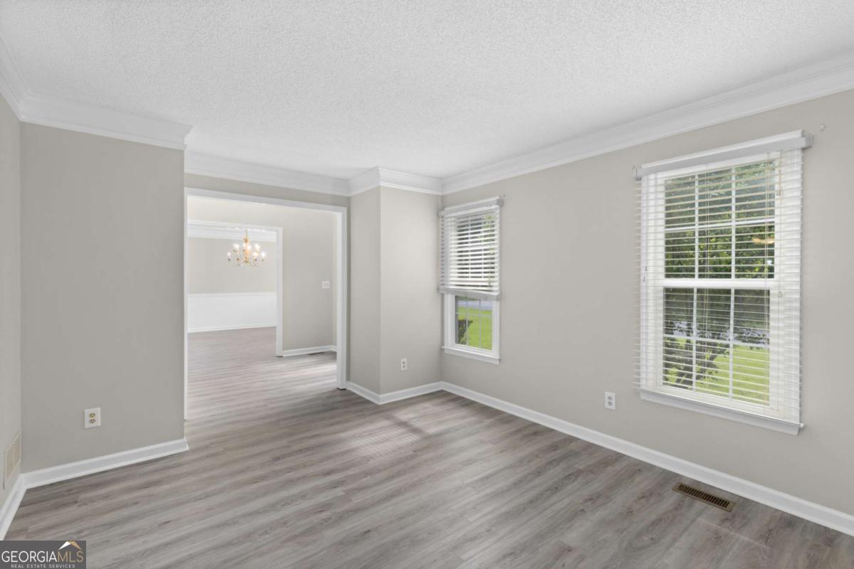 1397 Wynford Gate Sw Property Photo 11