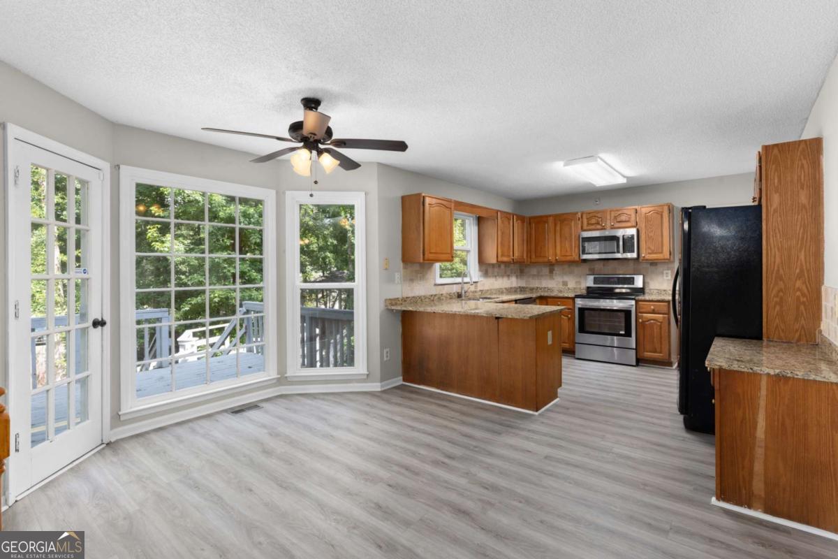1397 Wynford Gate Sw Property Photo 18