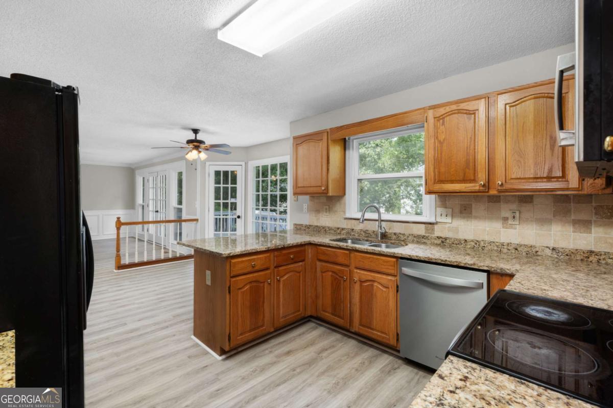 1397 Wynford Gate Sw Property Photo 23