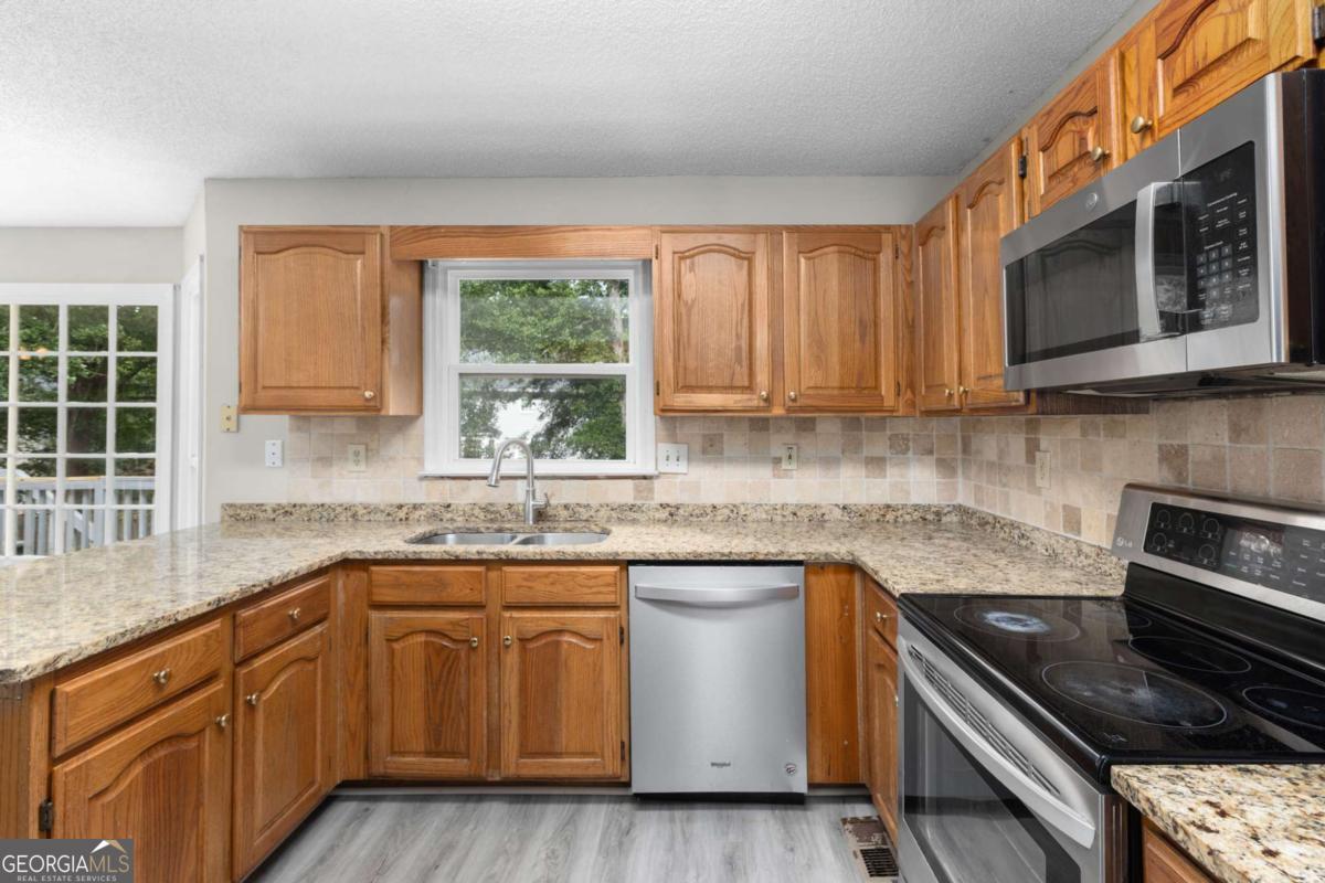 1397 Wynford Gate Sw Property Photo 24