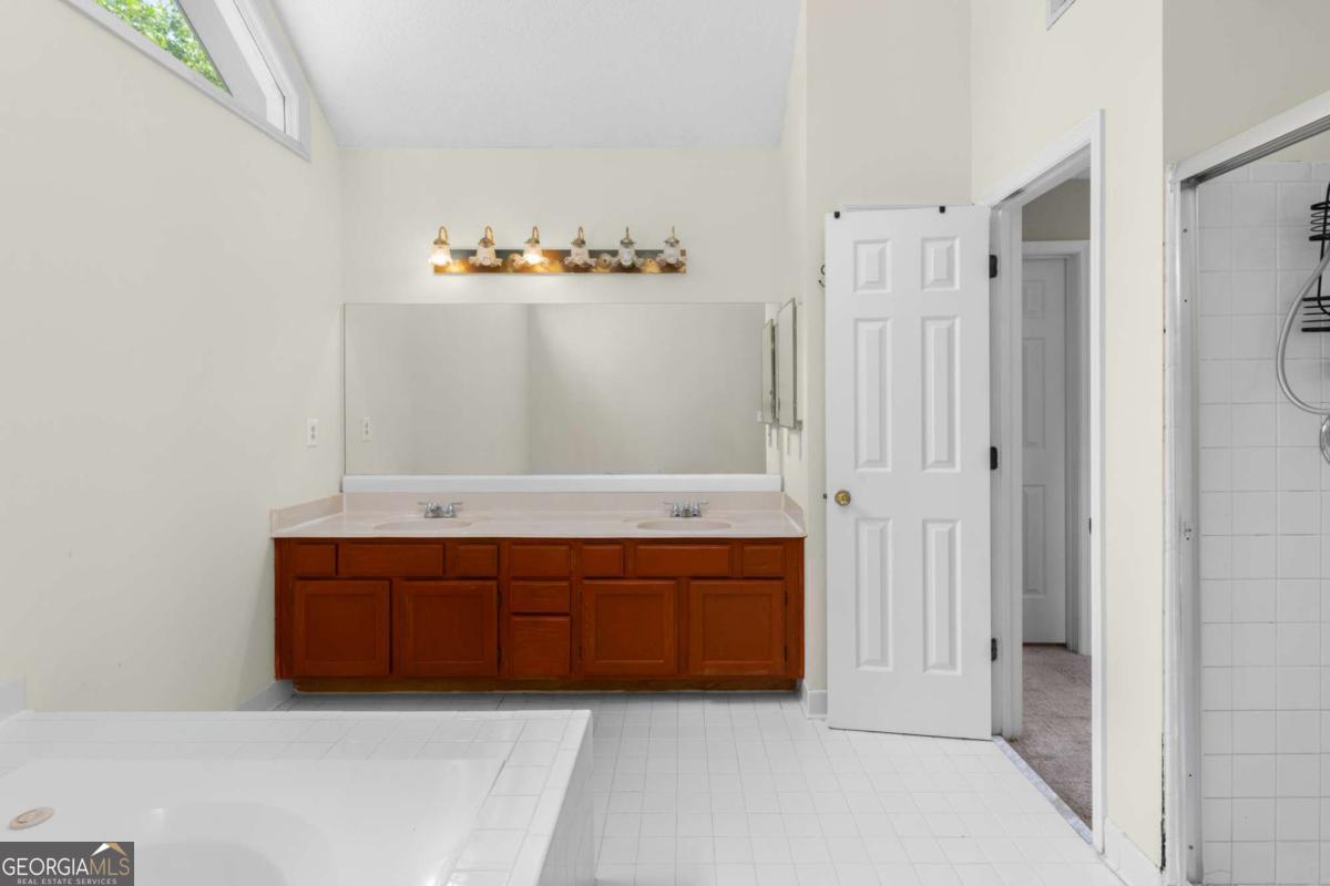 1397 Wynford Gate Sw Property Photo 35