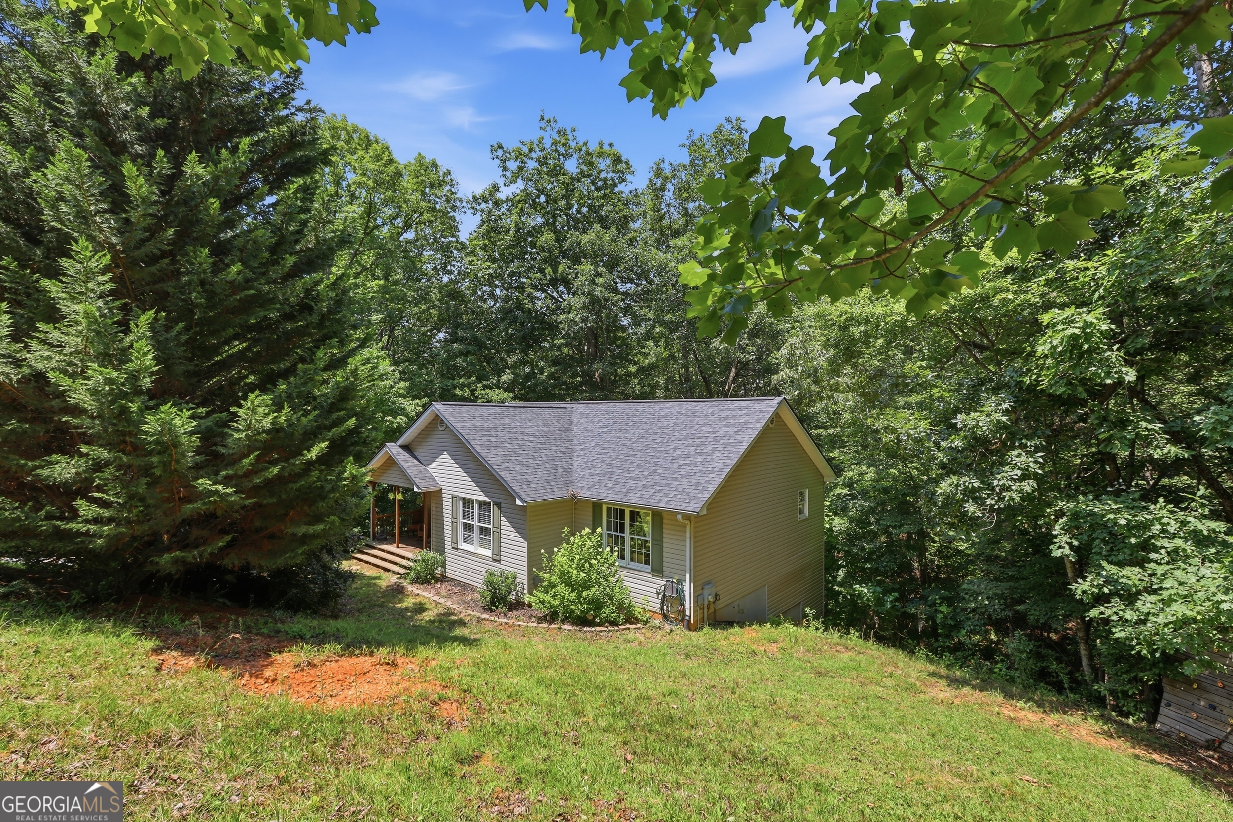 61 Majestic Oak Drive Property Photo 3