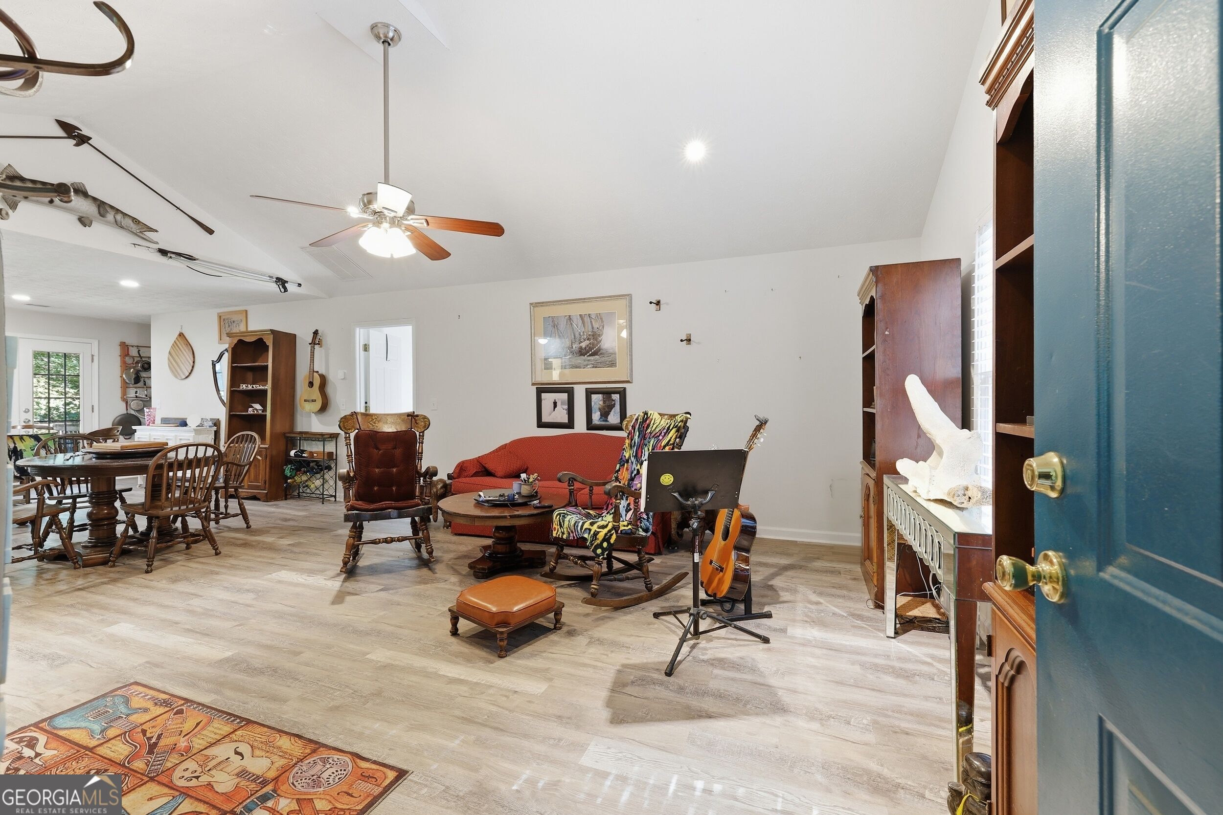 61 Majestic Oak Drive Property Photo 7