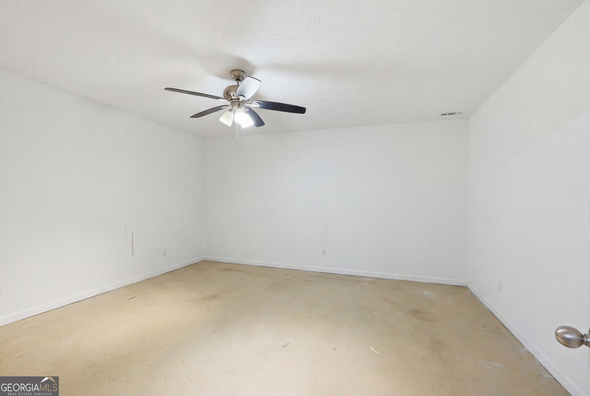 61 Majestic Oak Drive Property Photo 27