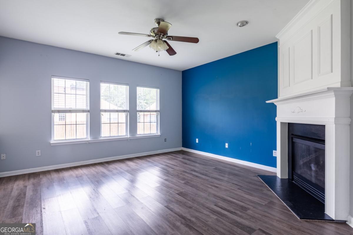7702 Parkside Drive Property Photo 16
