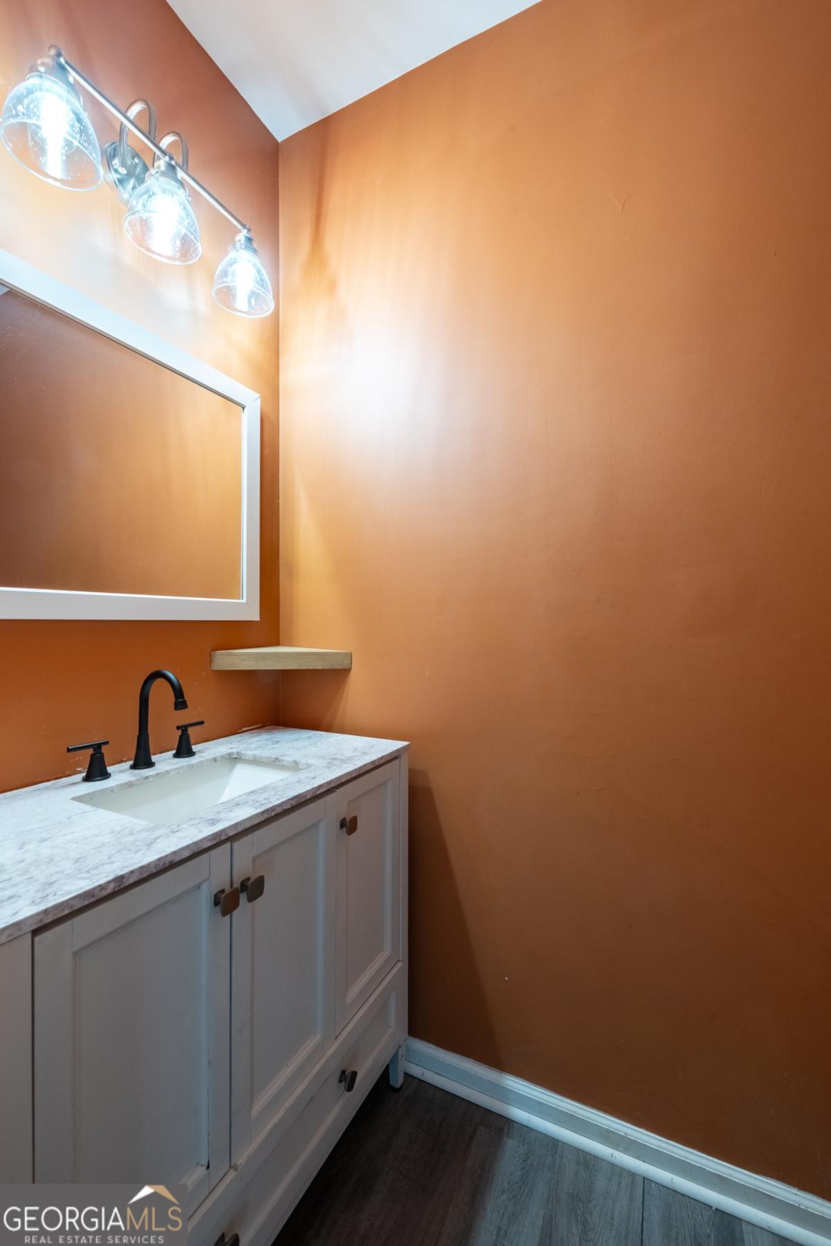 7702 Parkside Drive Property Photo 17