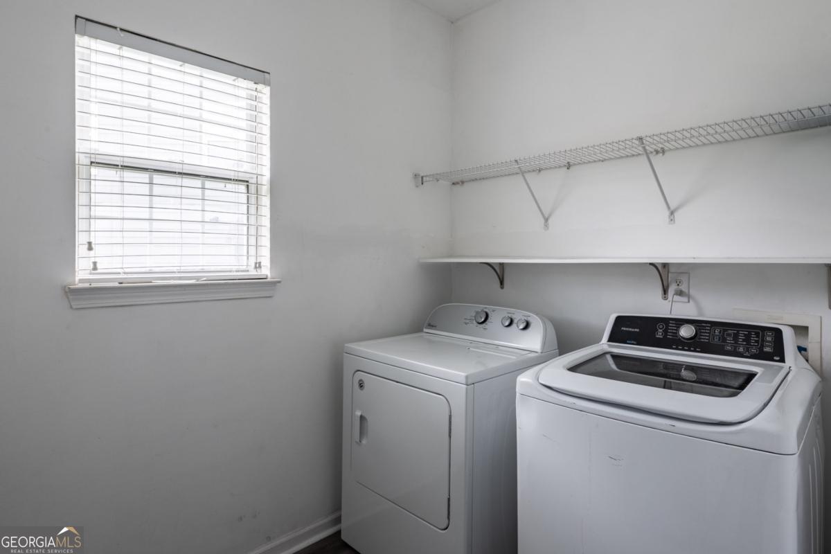 7702 Parkside Drive Property Photo 18
