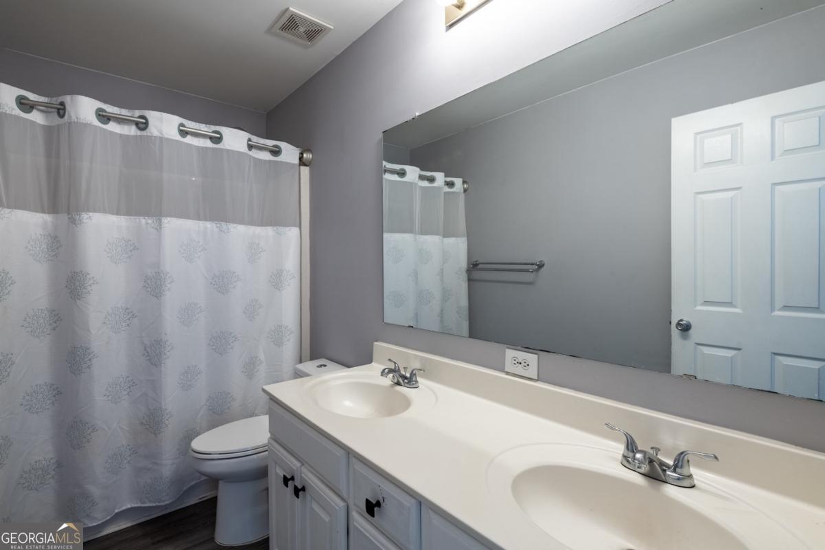 7702 Parkside Drive Property Photo 19