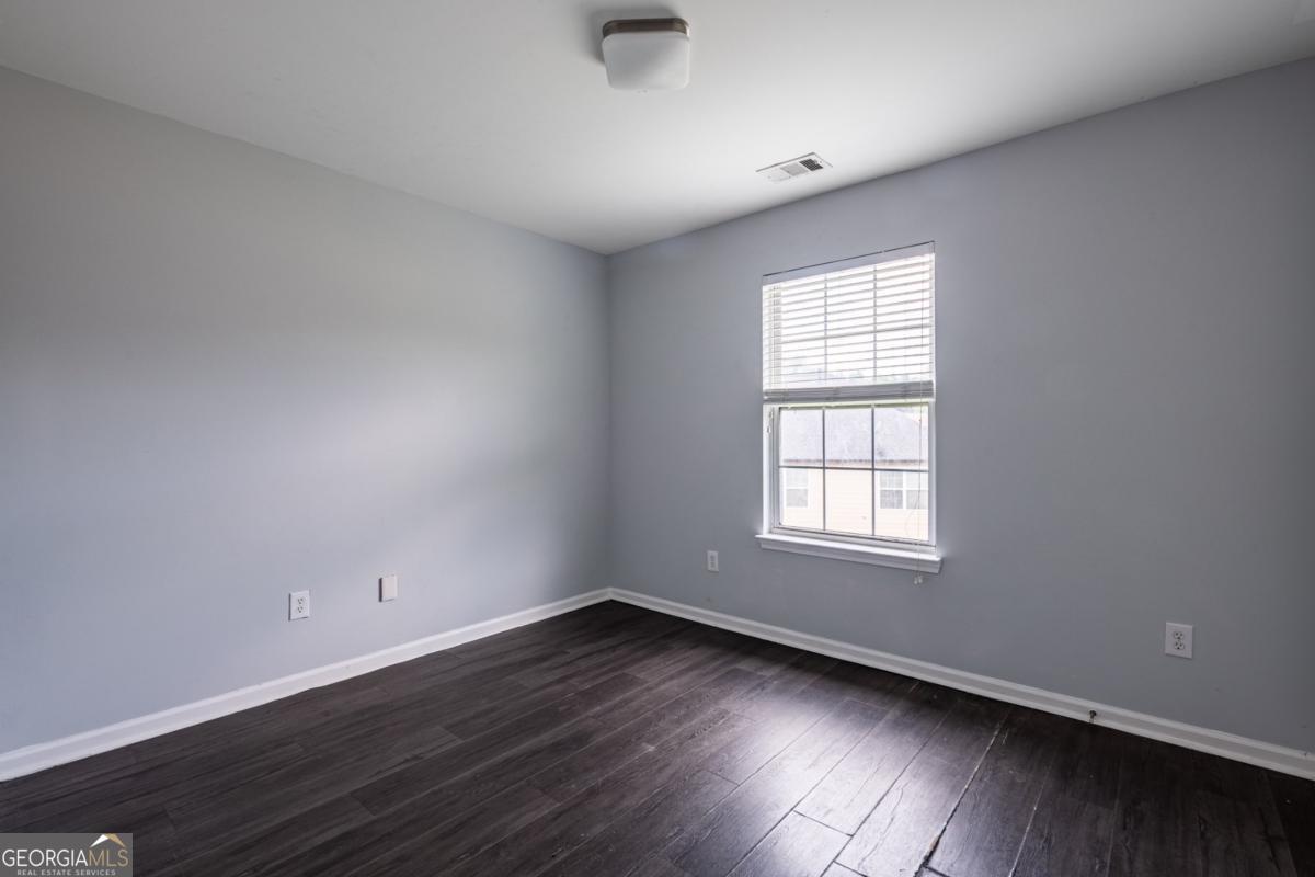 7702 Parkside Drive Property Photo 25