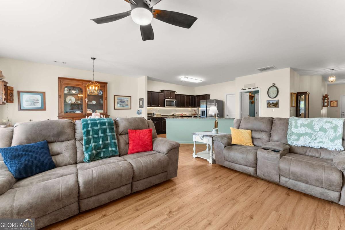 740 Independence Avenue Property Photo 19