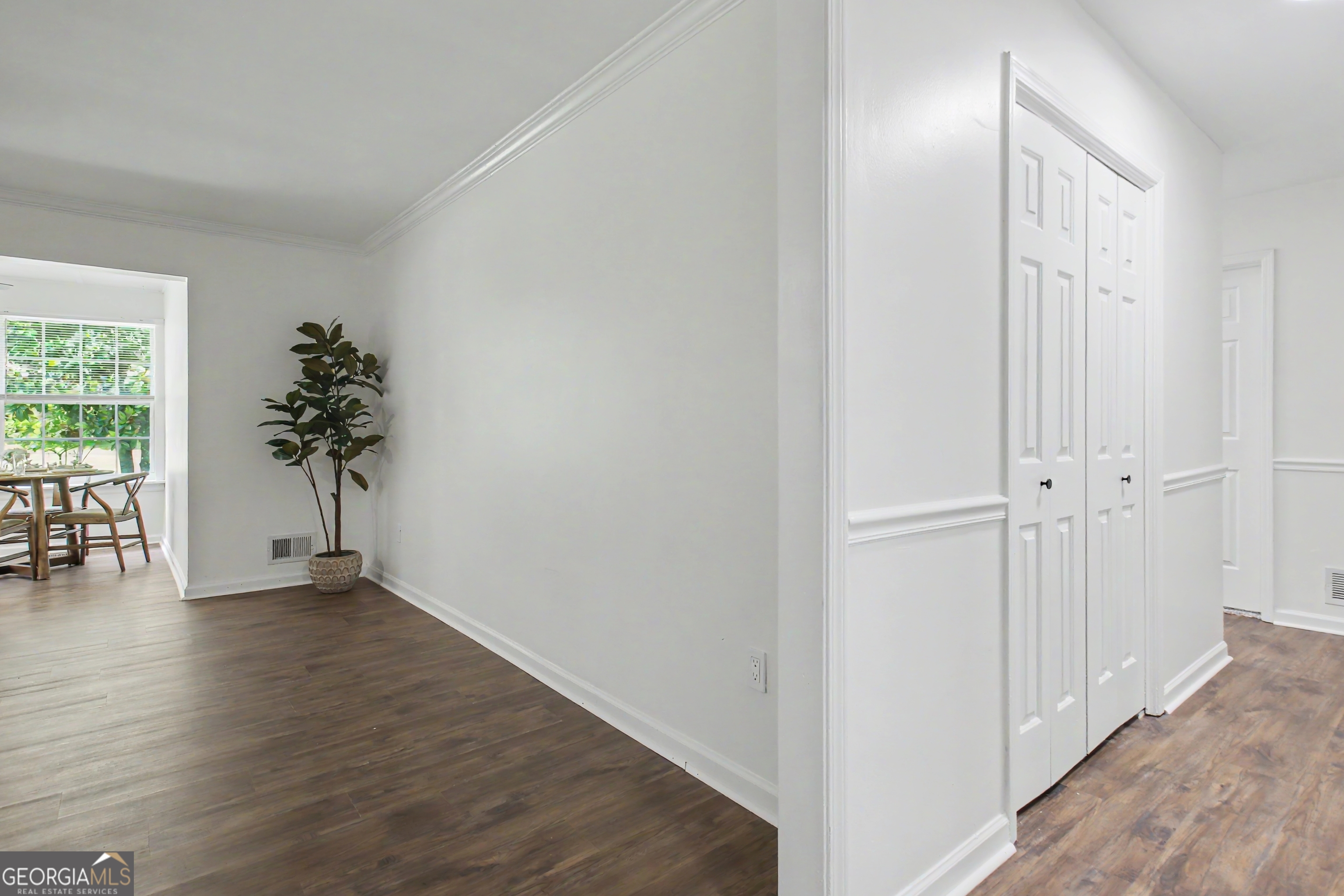 105 Walden Way Property Photo 22