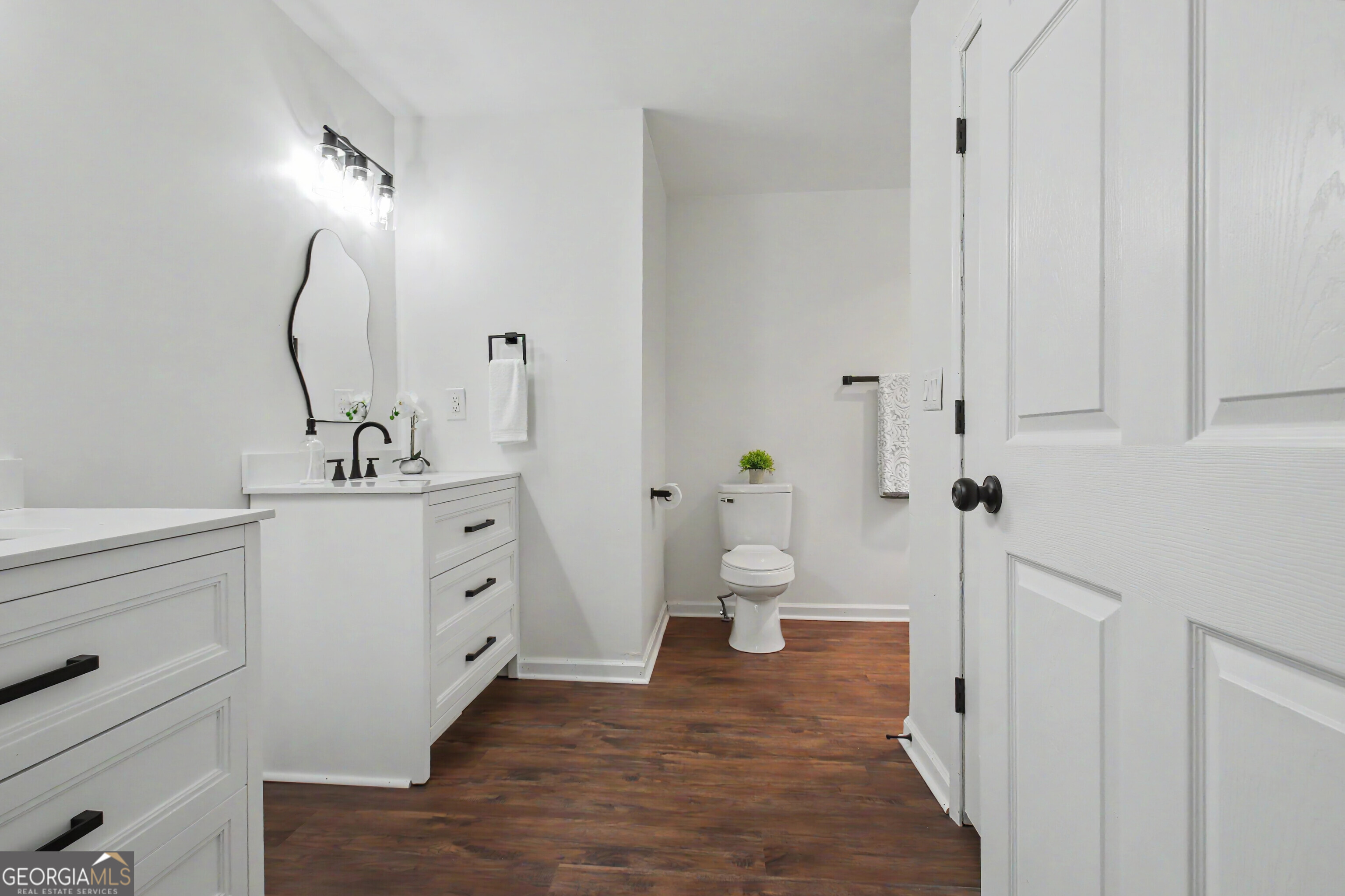 105 Walden Way Property Photo 62