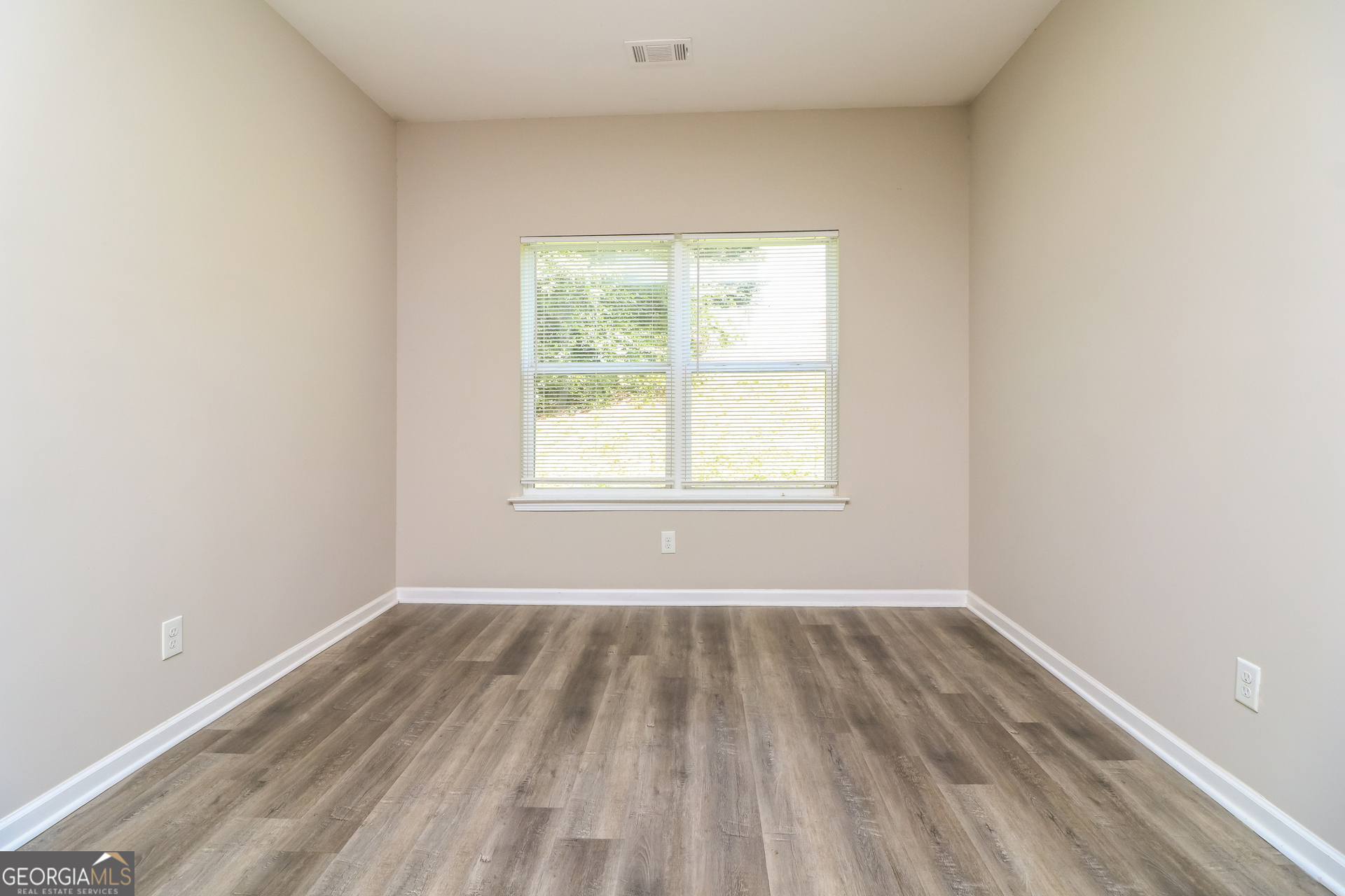 7478 Absinth Drive Property Photo 10