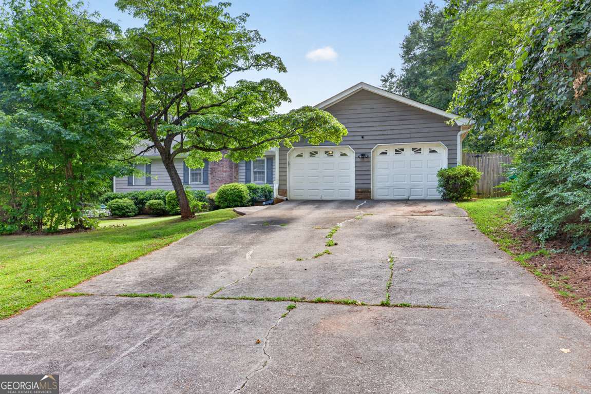 1561 Bentwood Drive Sw Property Photo 1
