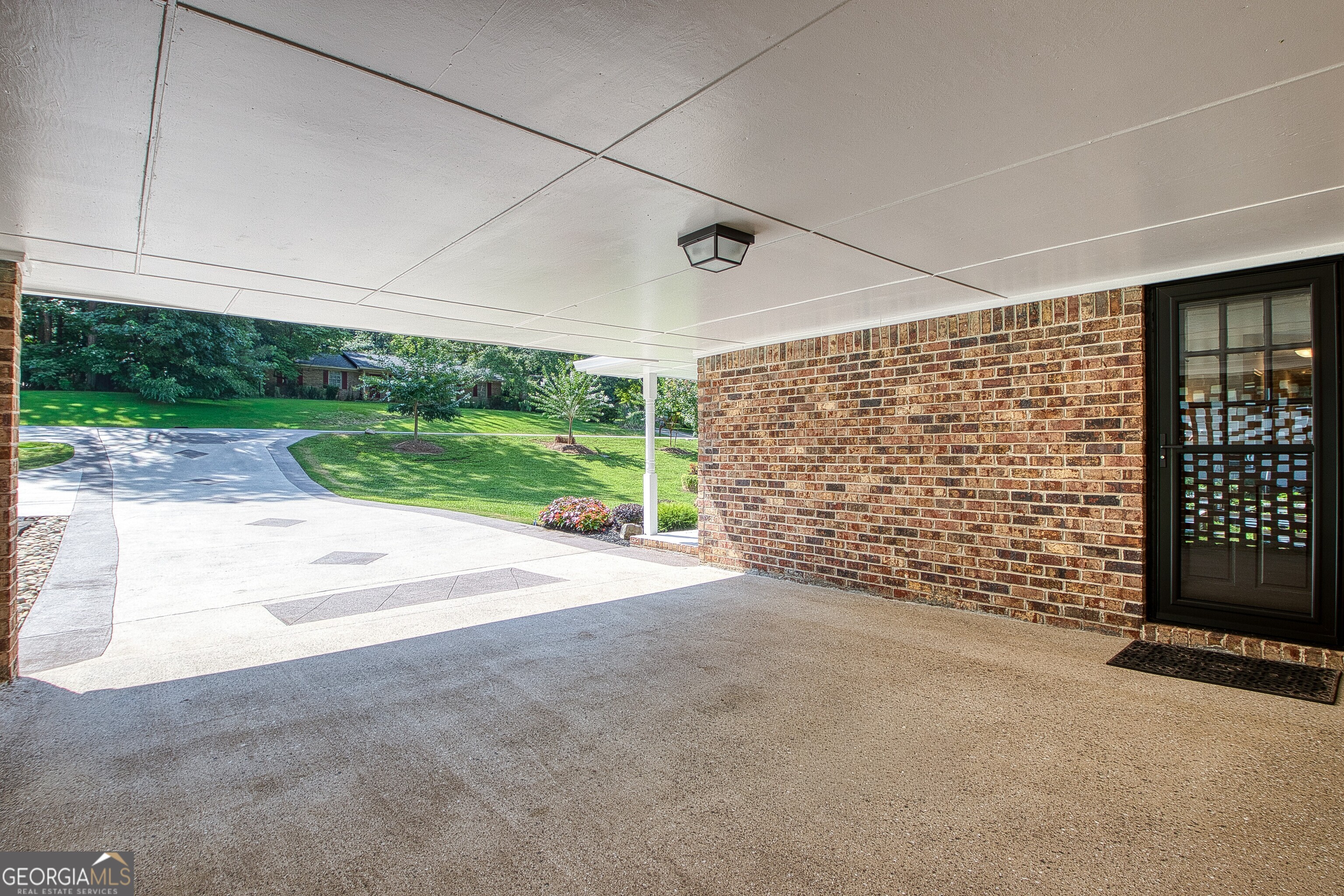 27 Lynhaven Drive Property Photo 7