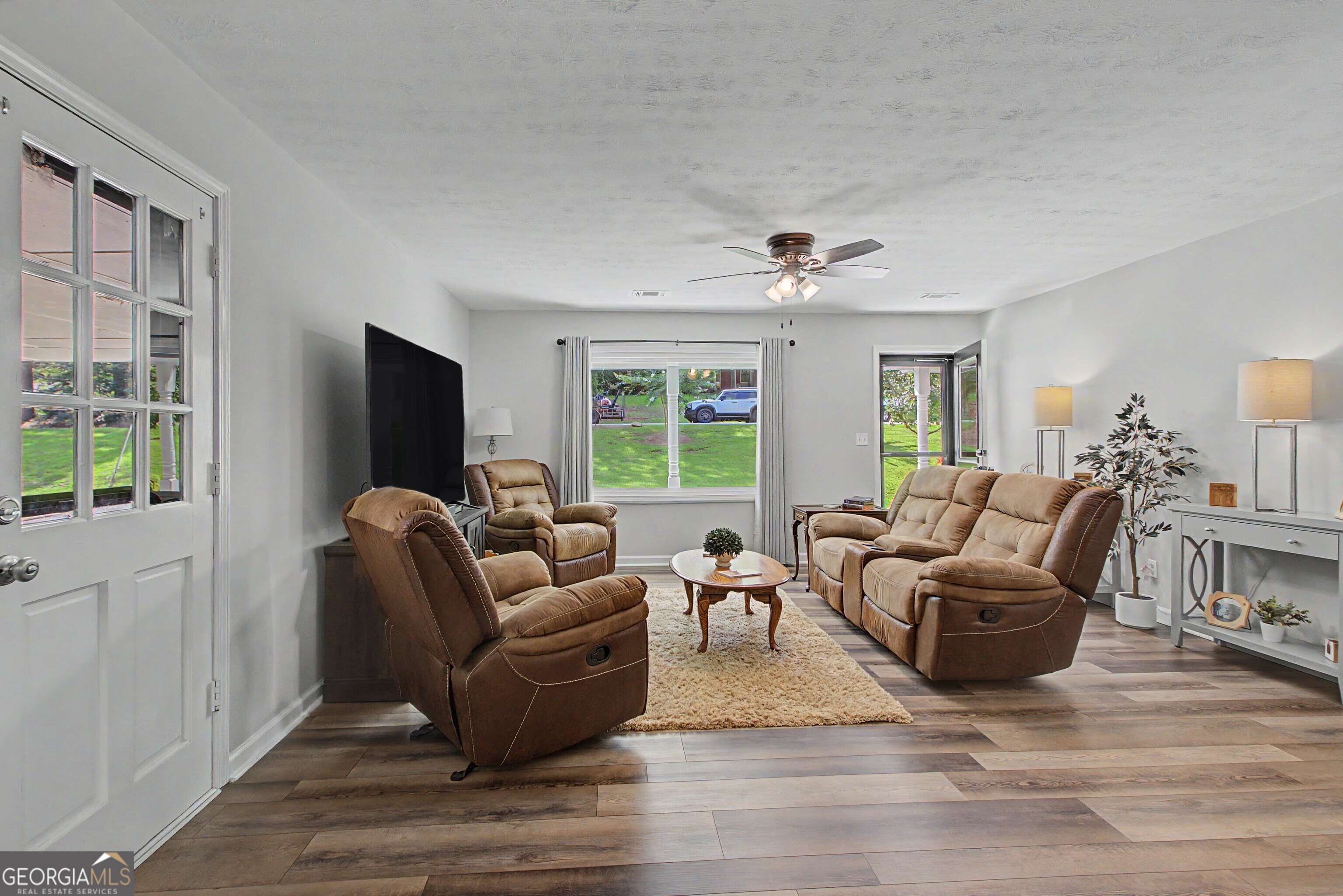 27 Lynhaven Drive Property Photo 13
