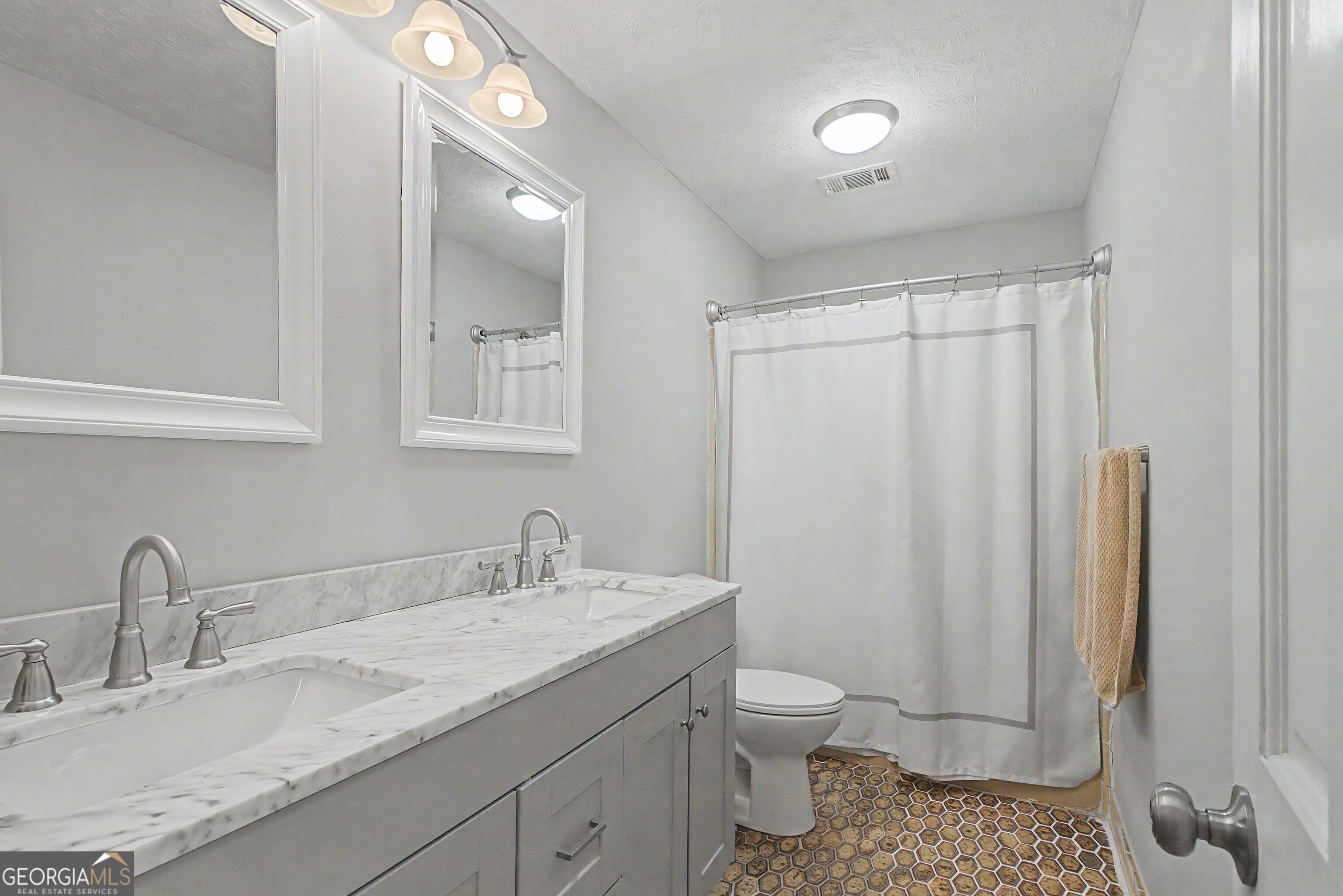27 Lynhaven Drive Property Photo 25