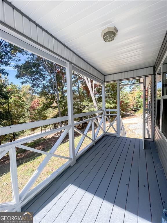 102 Putnam Road Property Photo 3