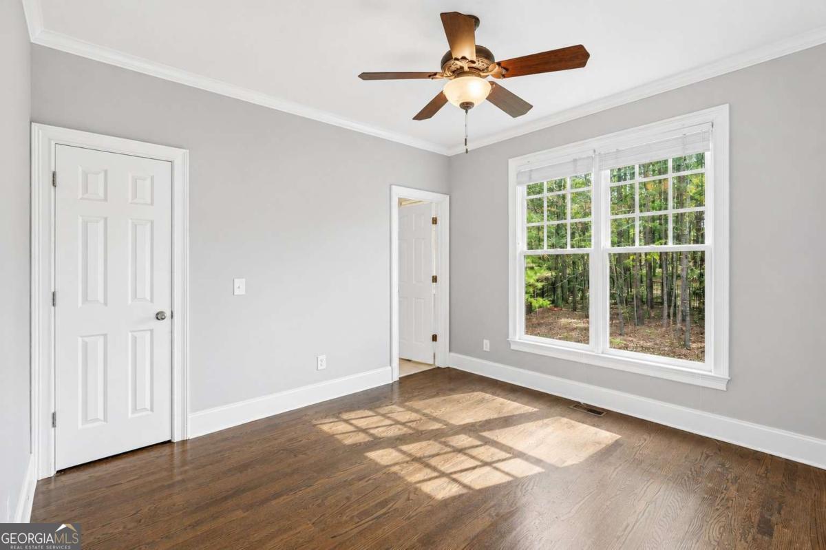 5069 Tarry Glen Drive Property Photo 14