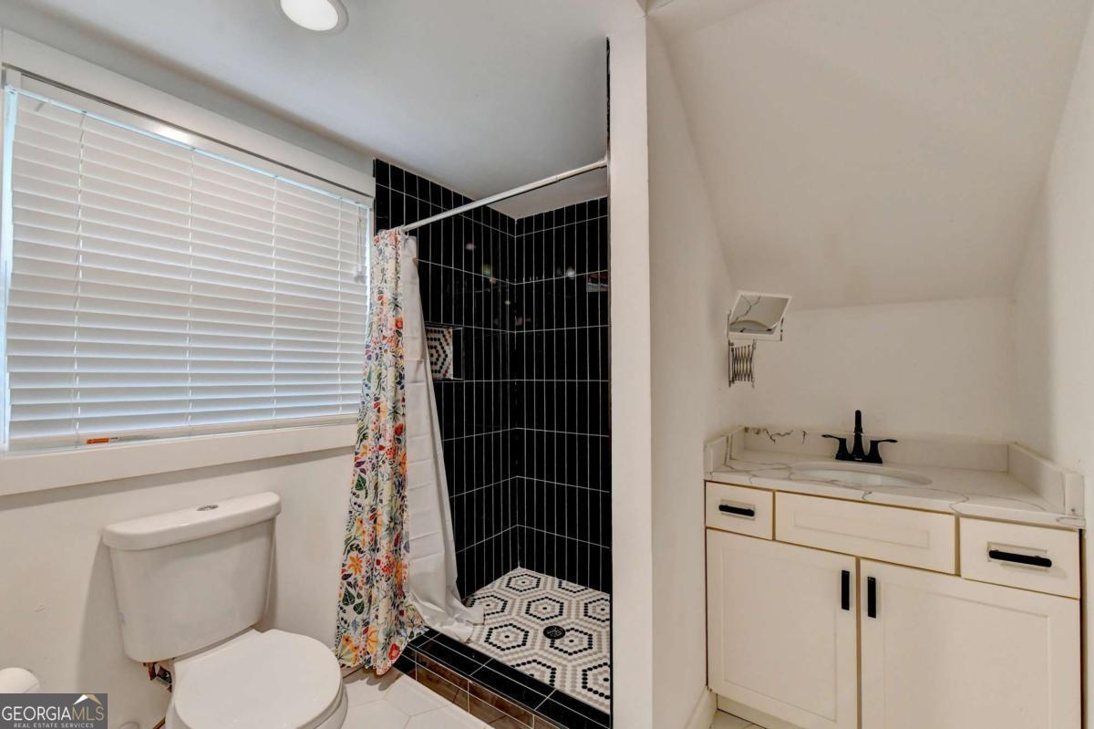 2345 Tilson Road Property Photo 22