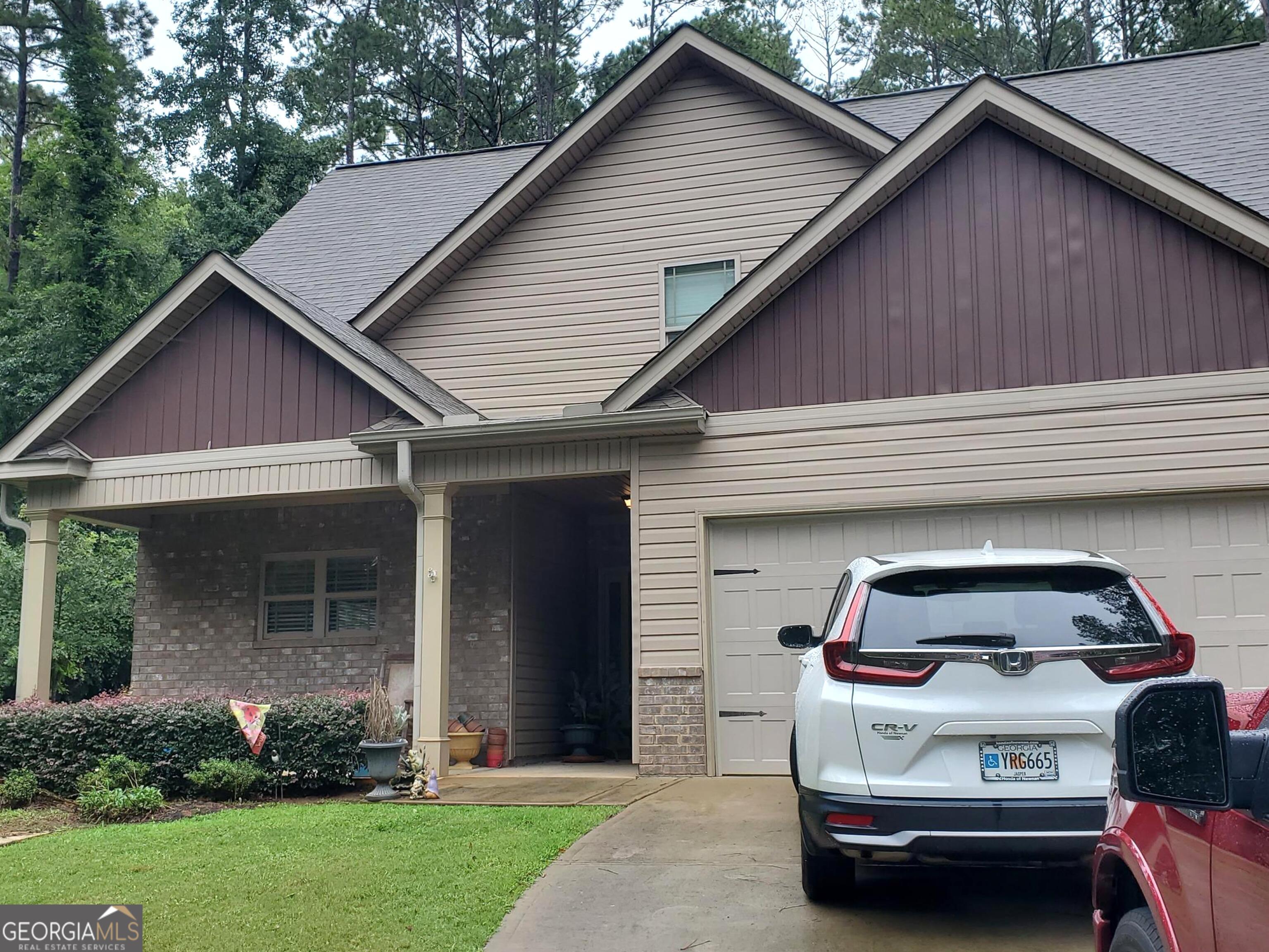 575 Starling Drive Property Photo 10