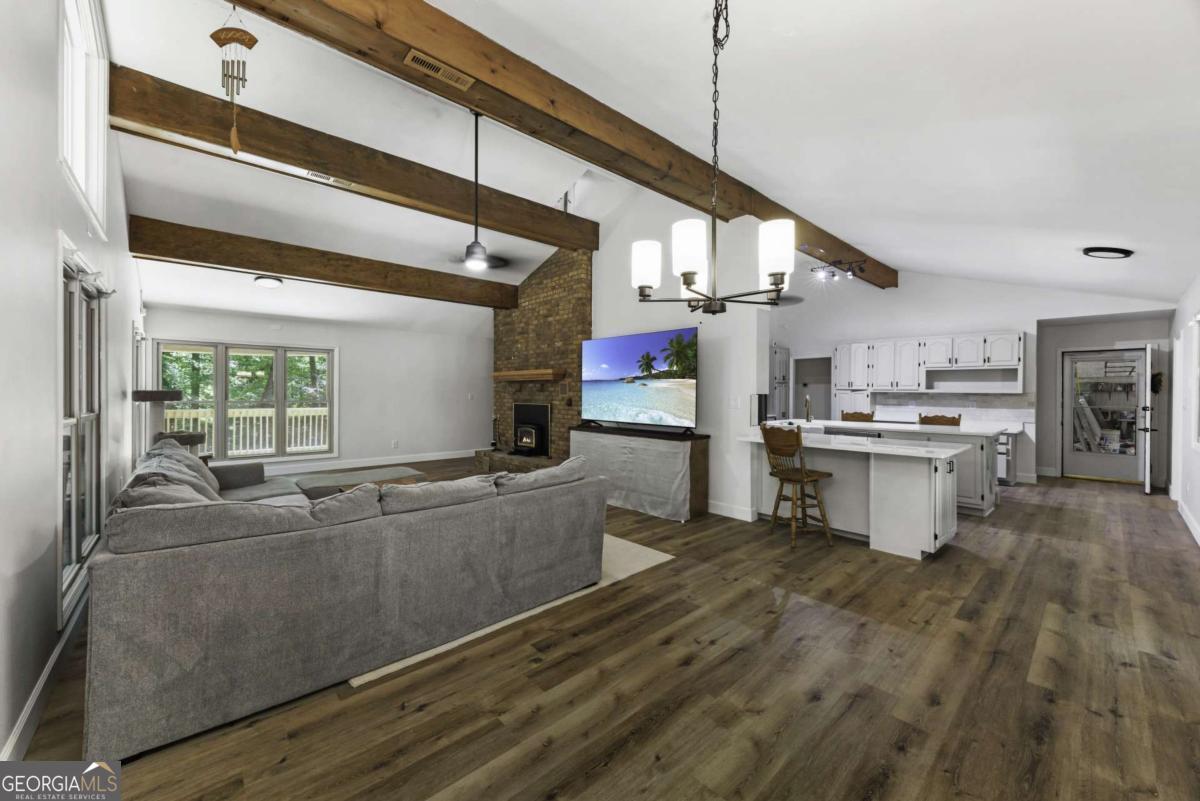 3108 Chapel Hill Road Property Photo 10
