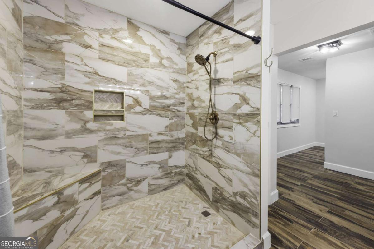 3108 Chapel Hill Road Property Photo 18