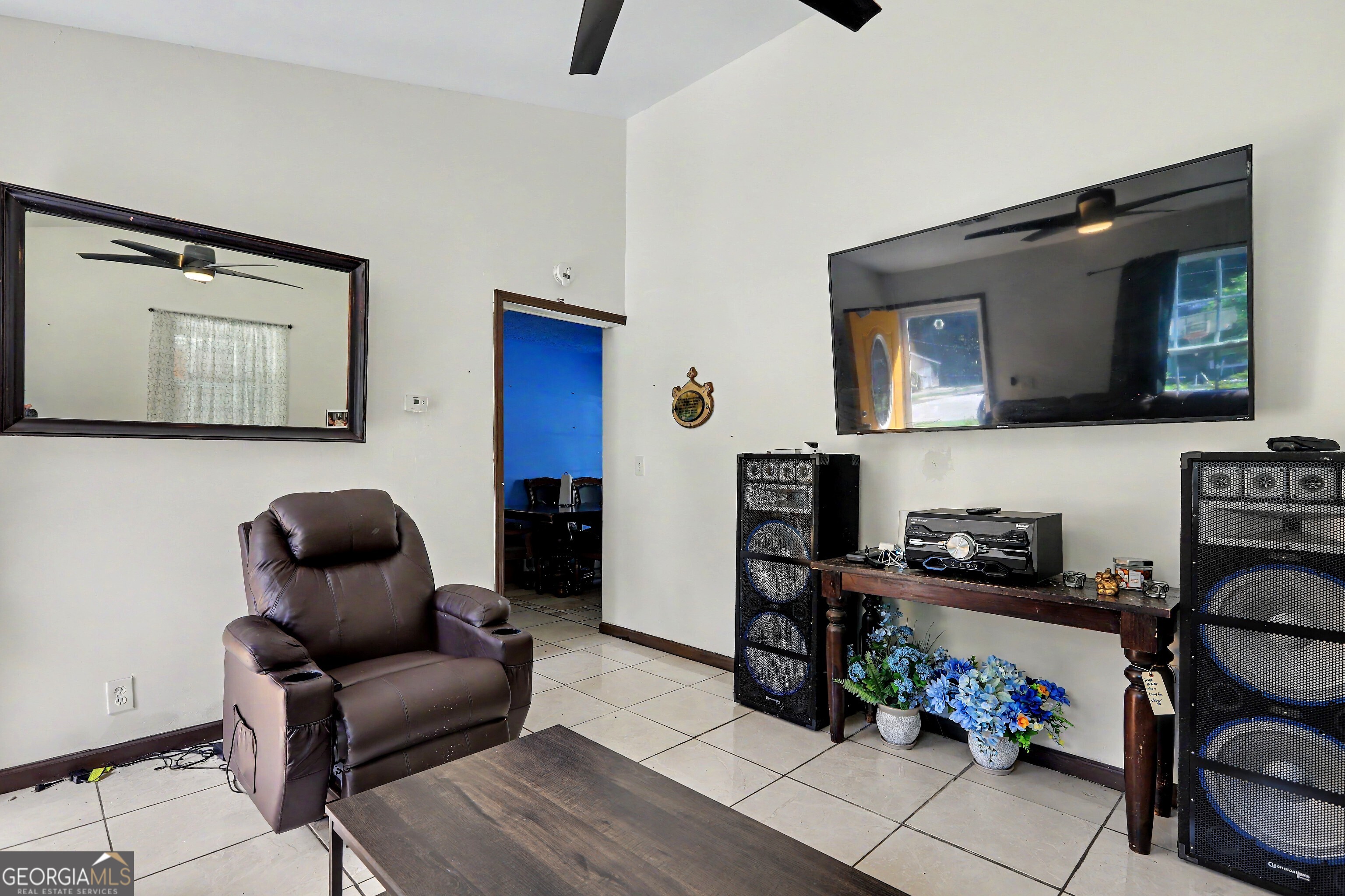 9018 Huntwood Lane Property Photo 5