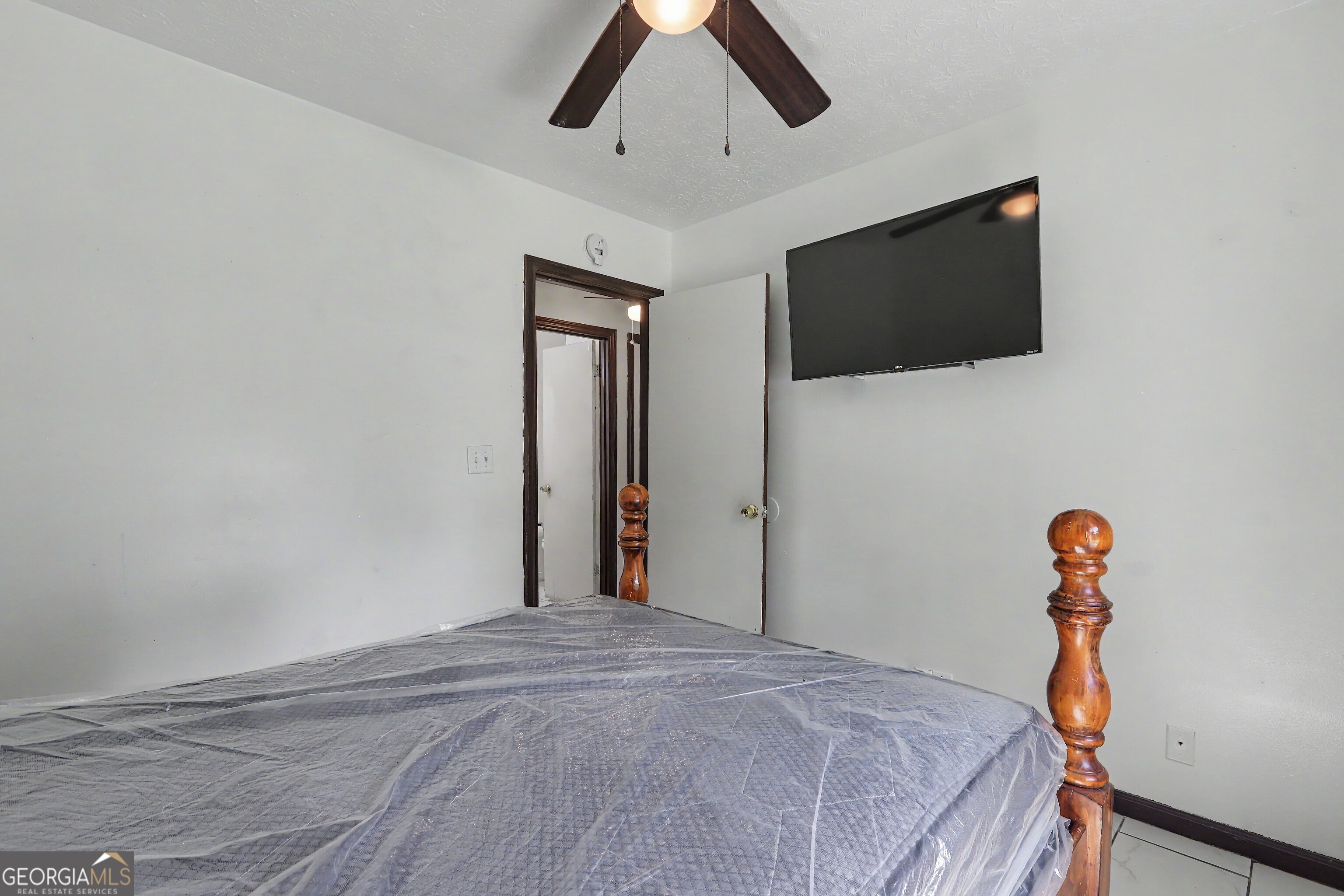 9018 Huntwood Lane Property Photo 12
