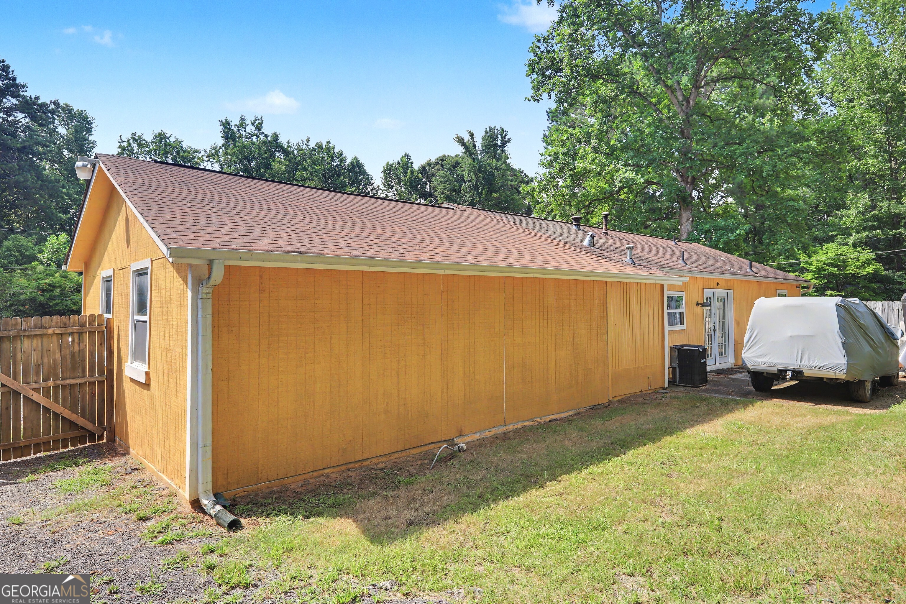 9018 Huntwood Lane Property Photo 15